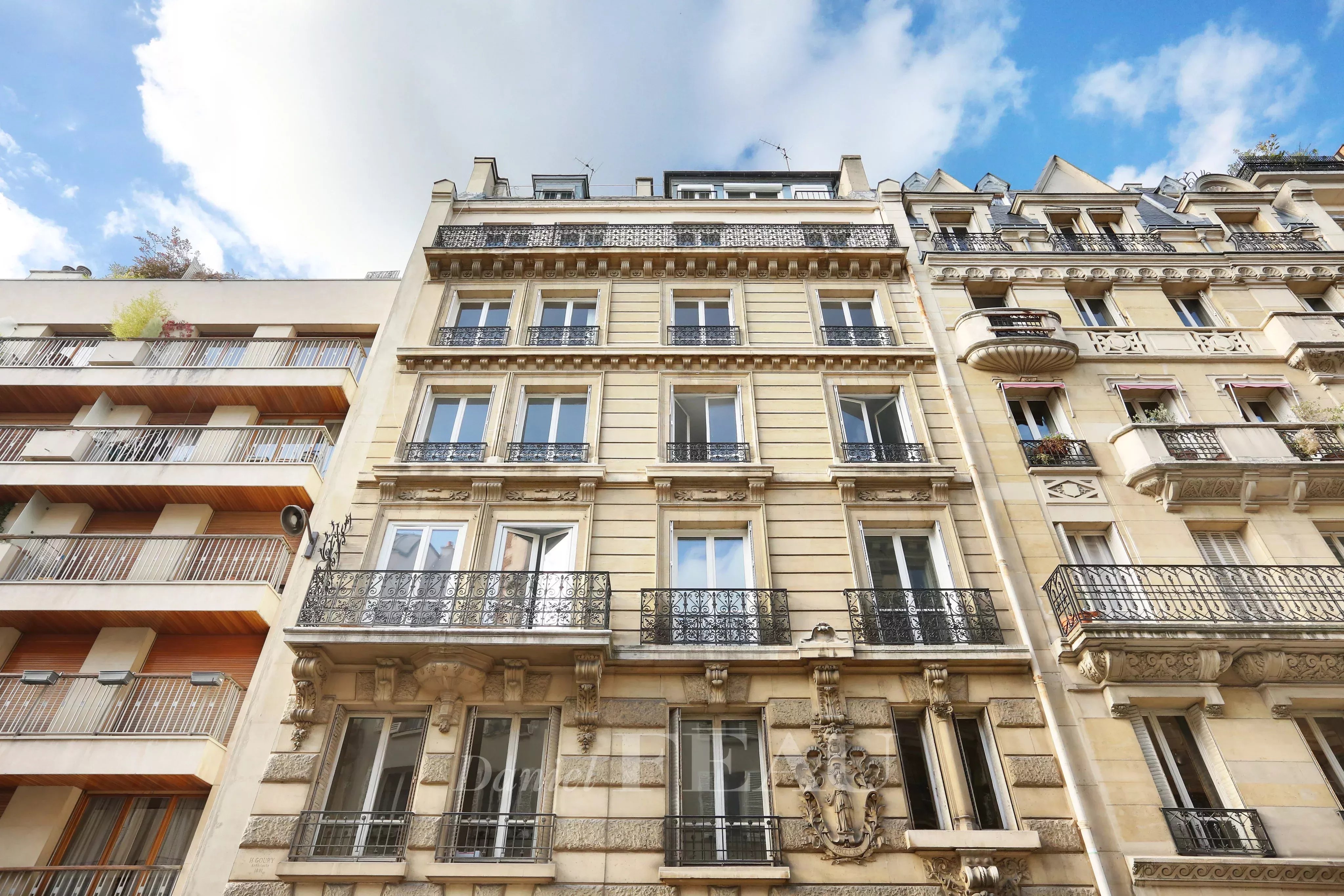 Location Appartement Paris 17ème