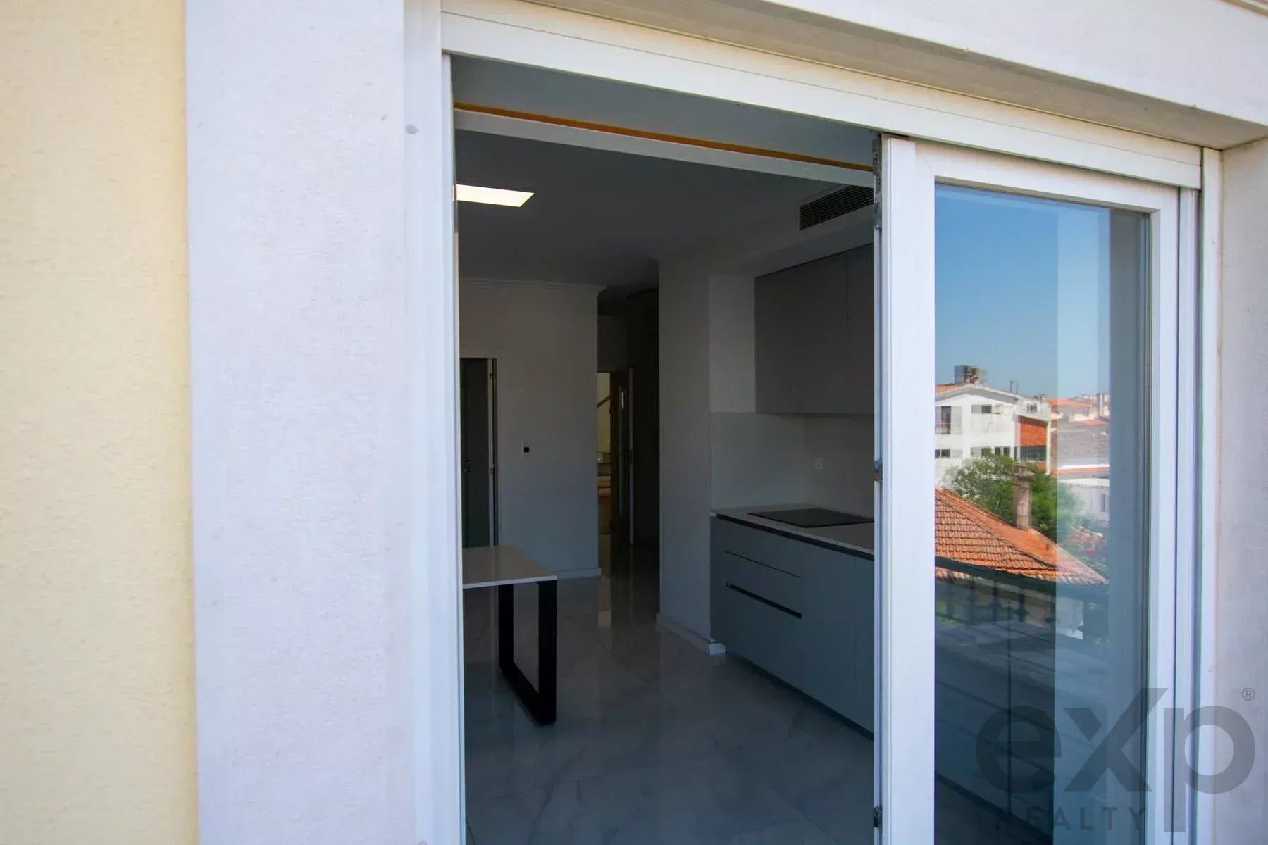Penthouse Luxury with Sea & Harbour Views in Prime Estoril 85996079 image 15