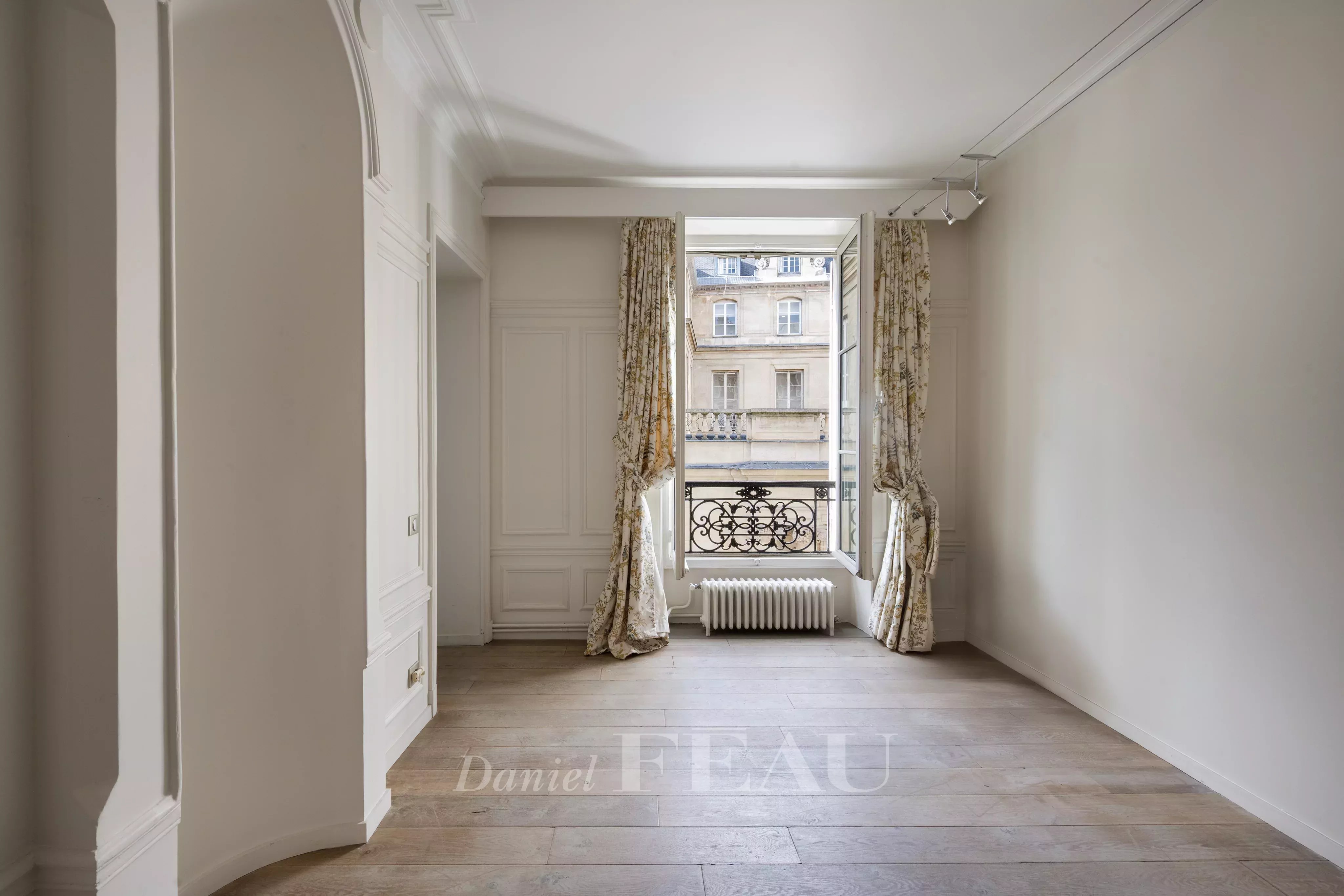 Sale Apartment Paris 6th