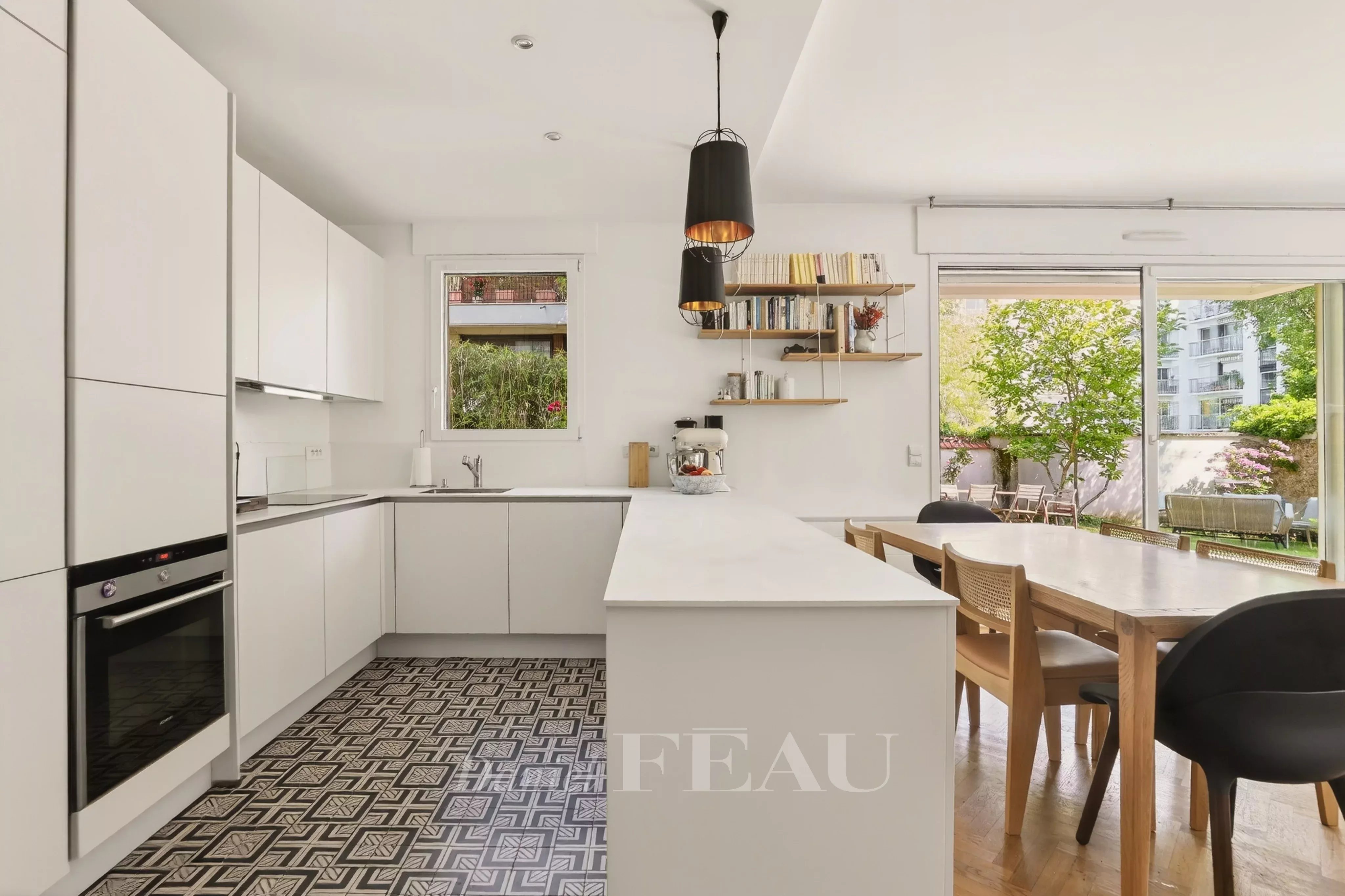 Sale Apartment Saint-Cloud