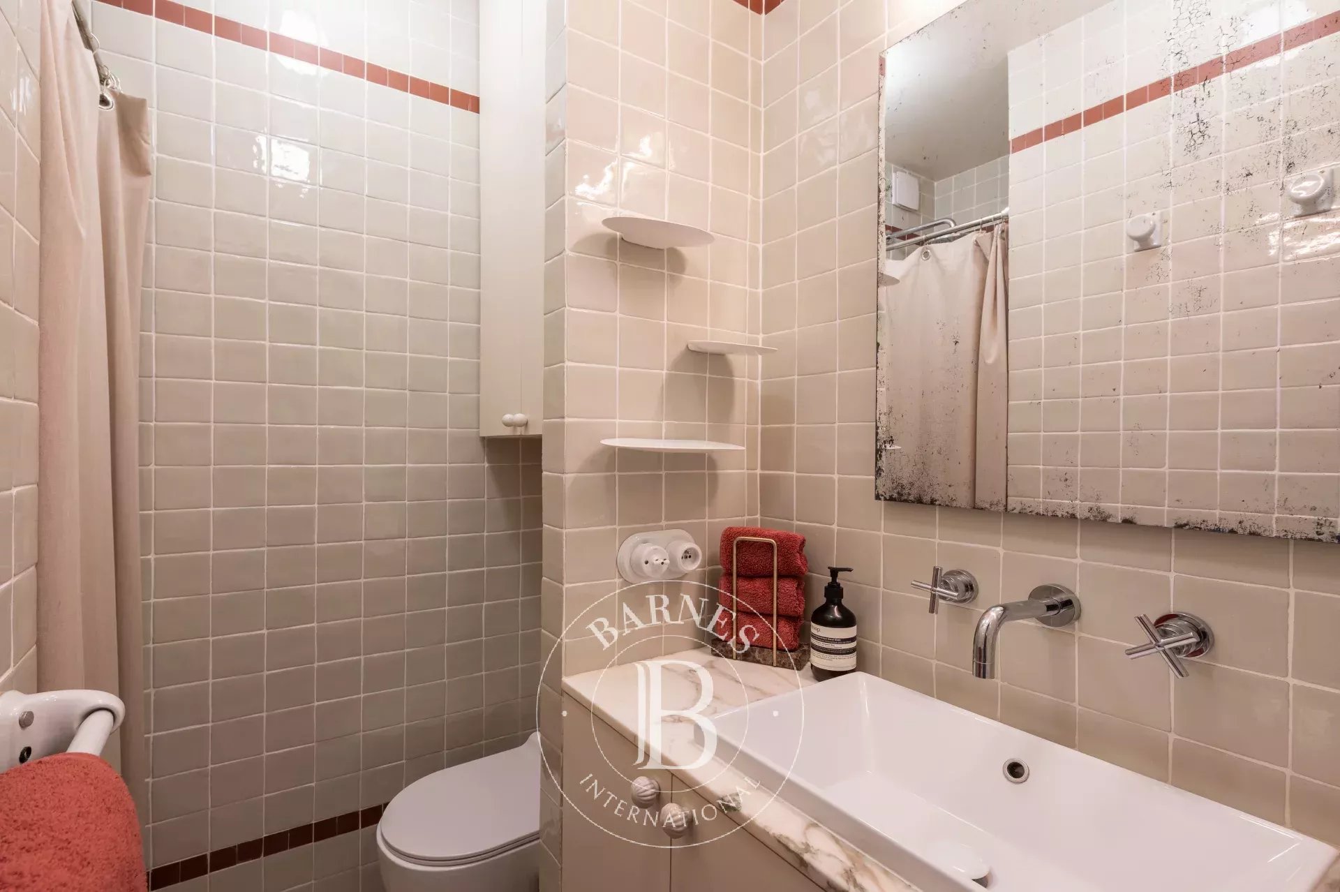 Daire Paris 18ème - picture 8