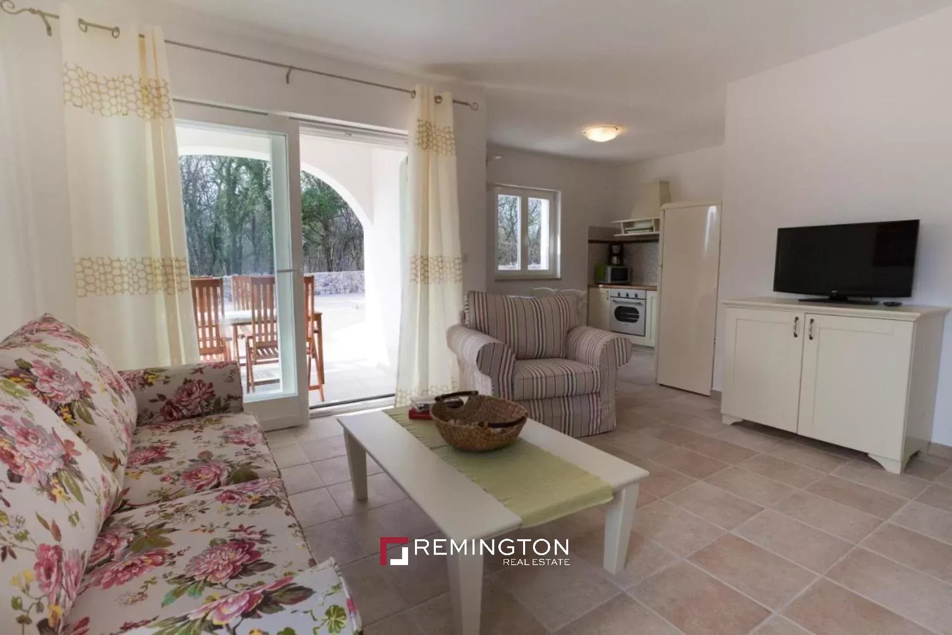 6 Bedroom Villa/Townhouse's Image 10