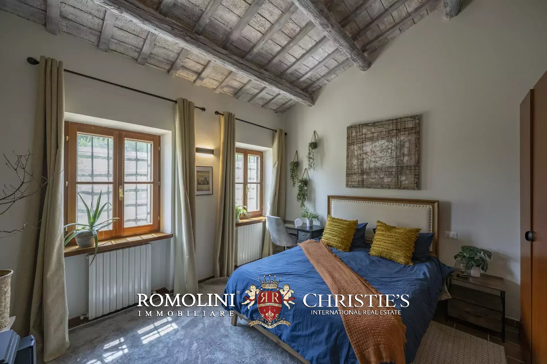 4 Bedroom Villa/Townhouse's Image 36