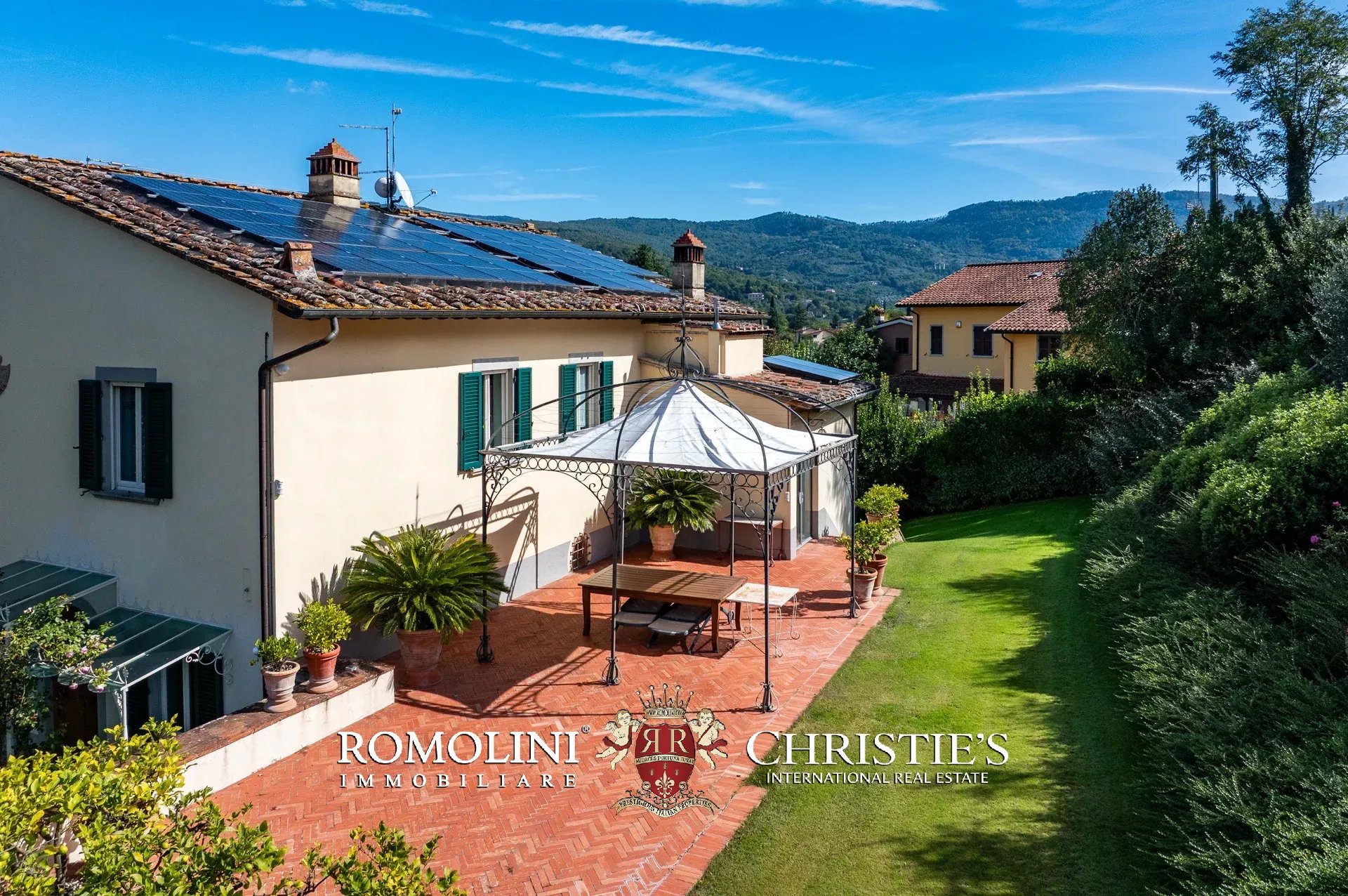 4 Bedroom Villa/Townhouse's Image 20