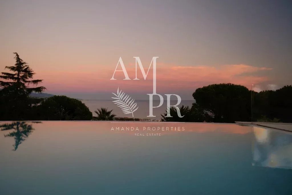 Villa contemporaine avec vue mer, piscine à débordement - Photo 4