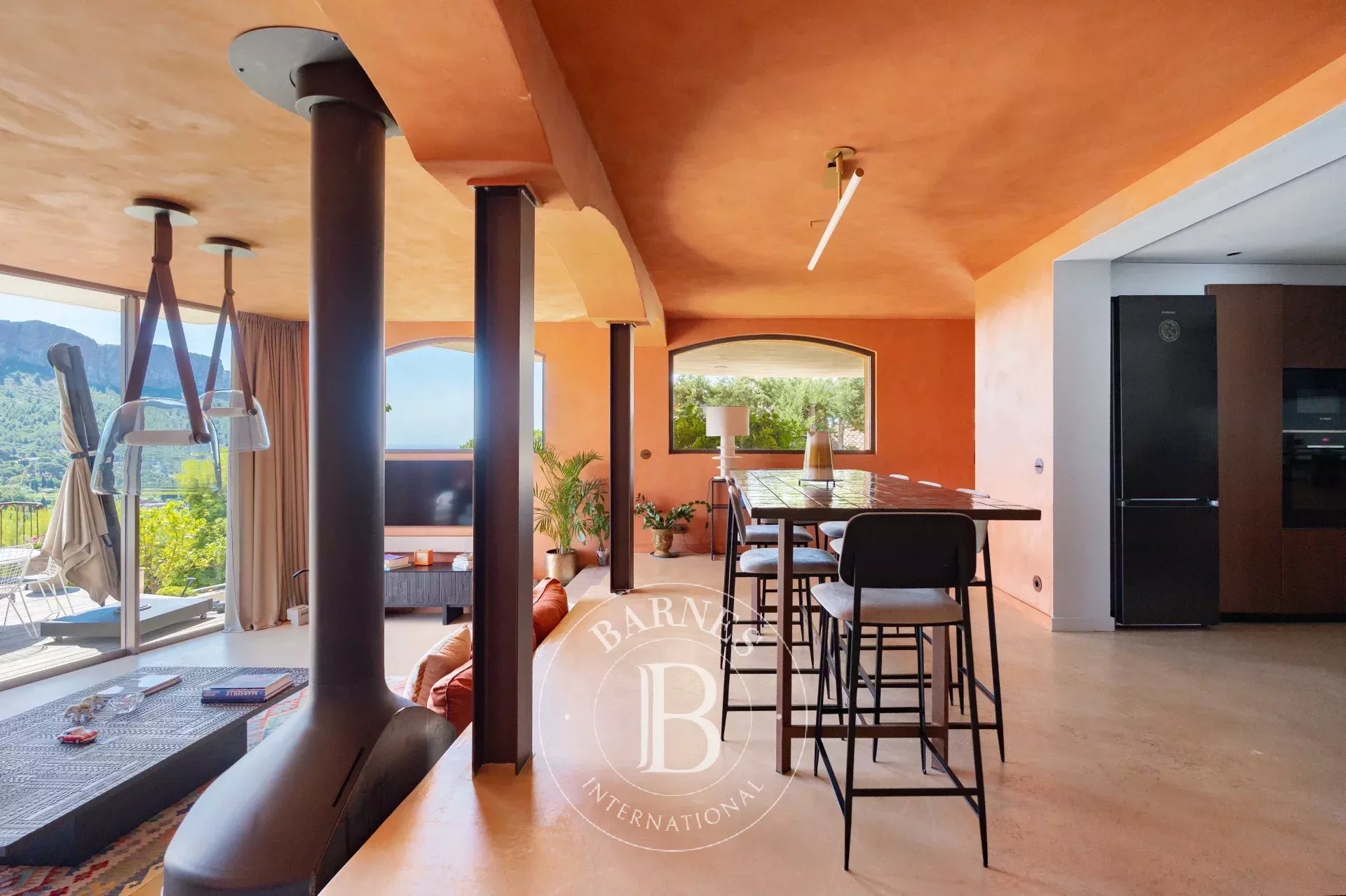 Ev Cassis - picture 11