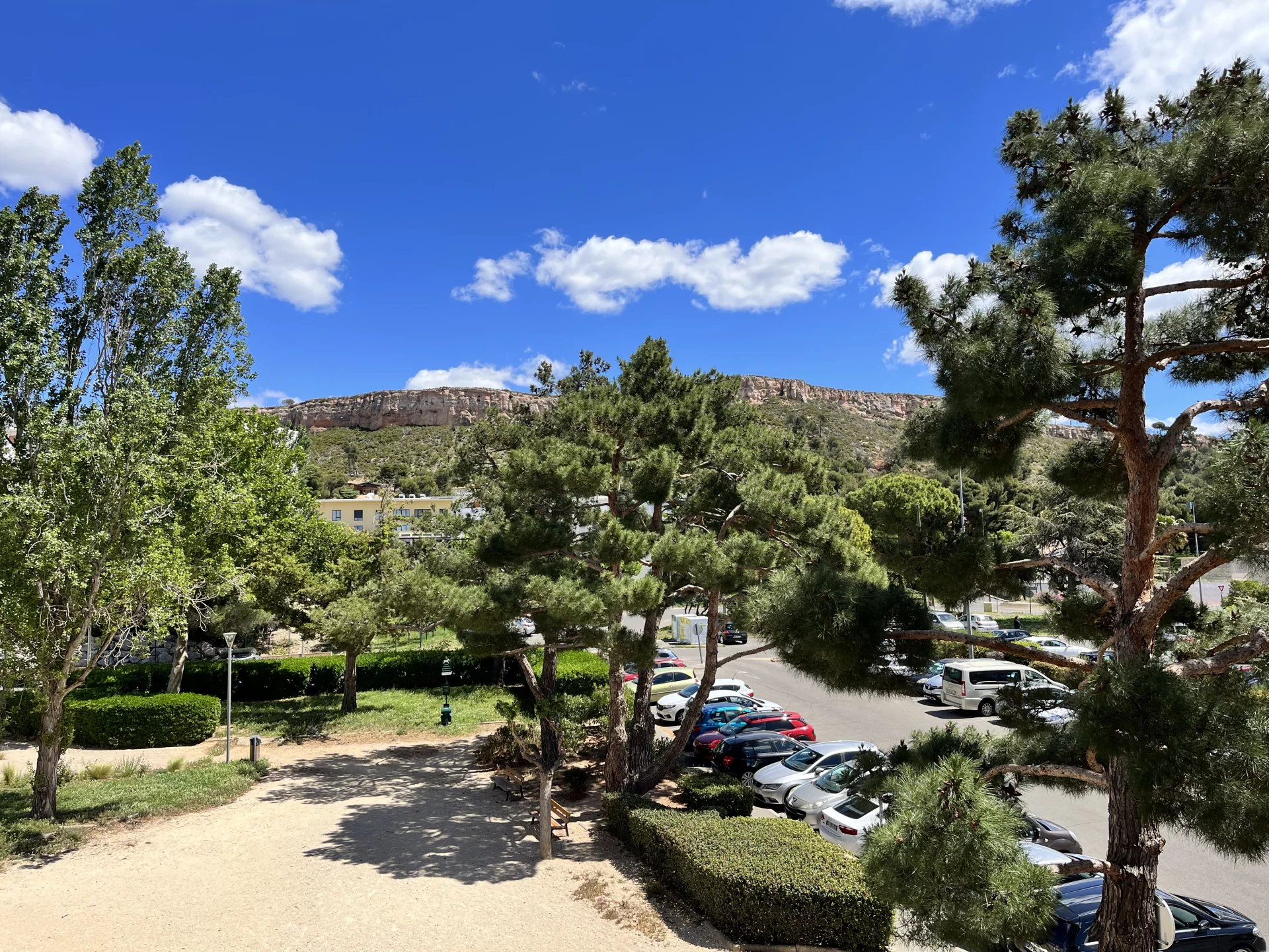 Appartement T5 avec Balcon et Cave