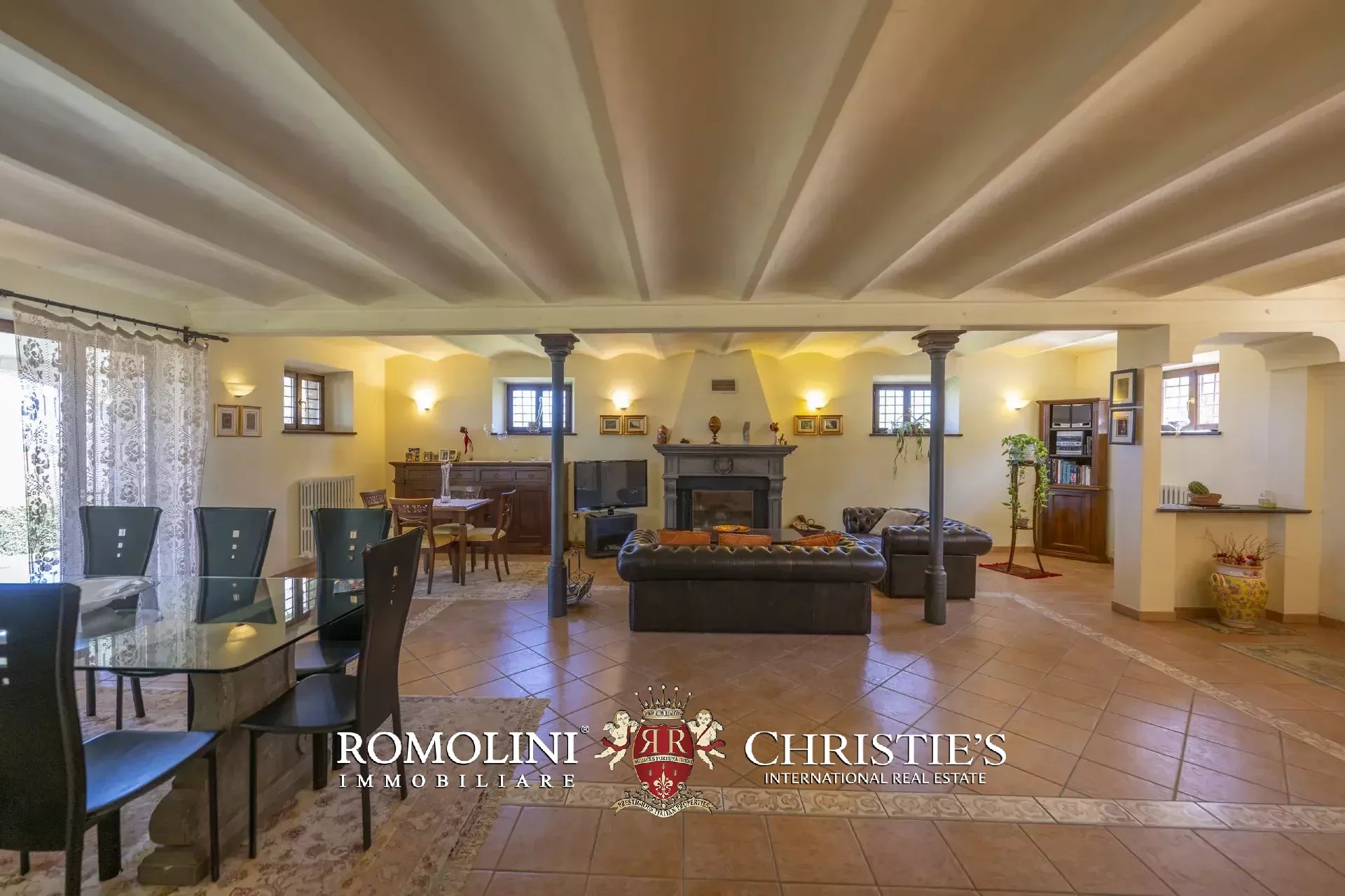 4 Bedroom Villa/Townhouse's Image 32