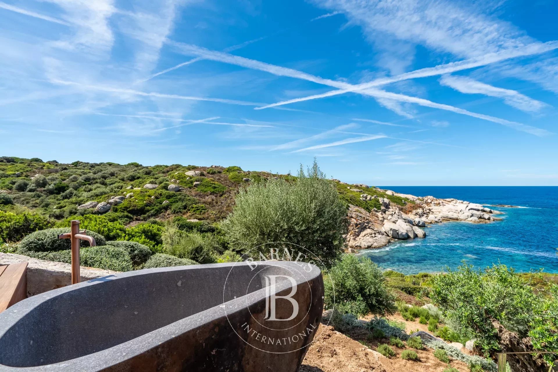 Lumio, architect-designed villa, waterfront, with sea and maquis views - picture 17 title=