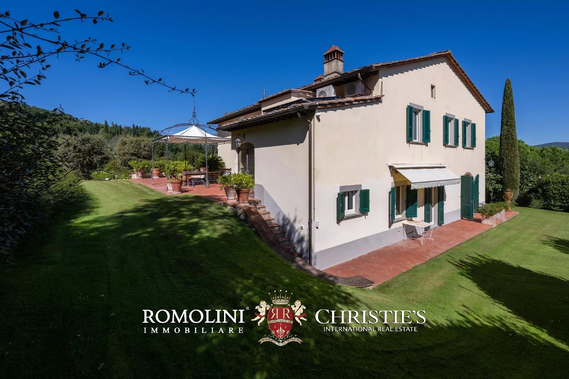 4 Bedroom Villa/Townhouse's Image 22