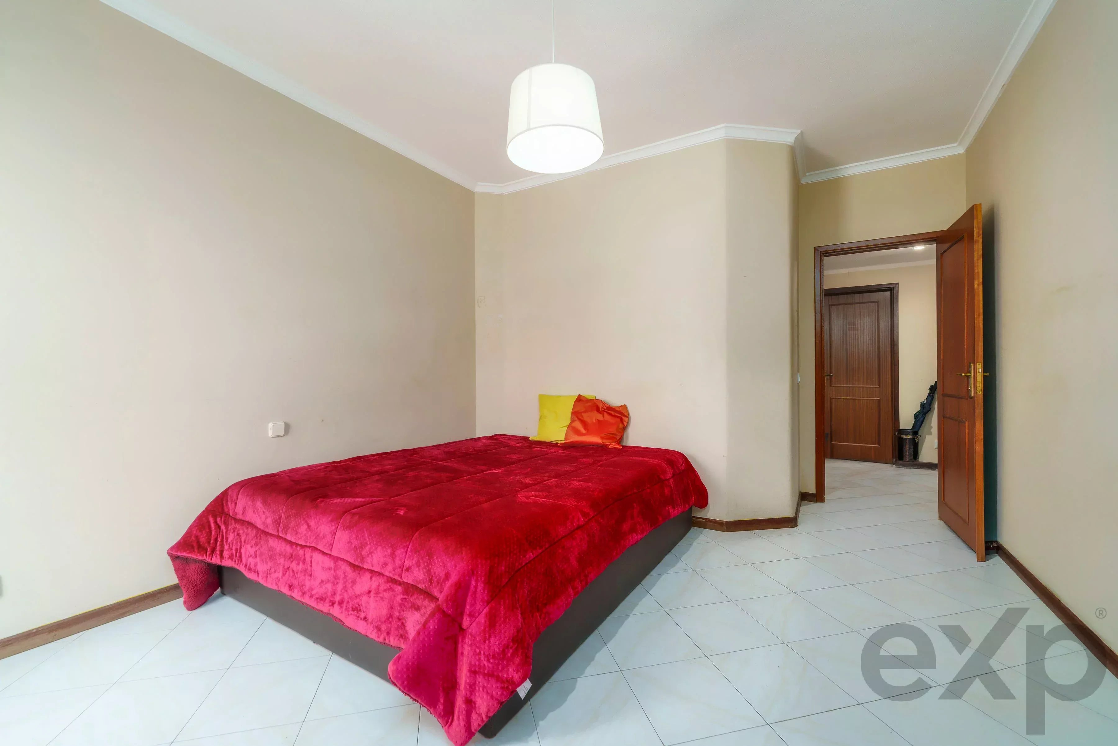 Three-bedroom flat in the centre of Olhão. 86916457 image 28