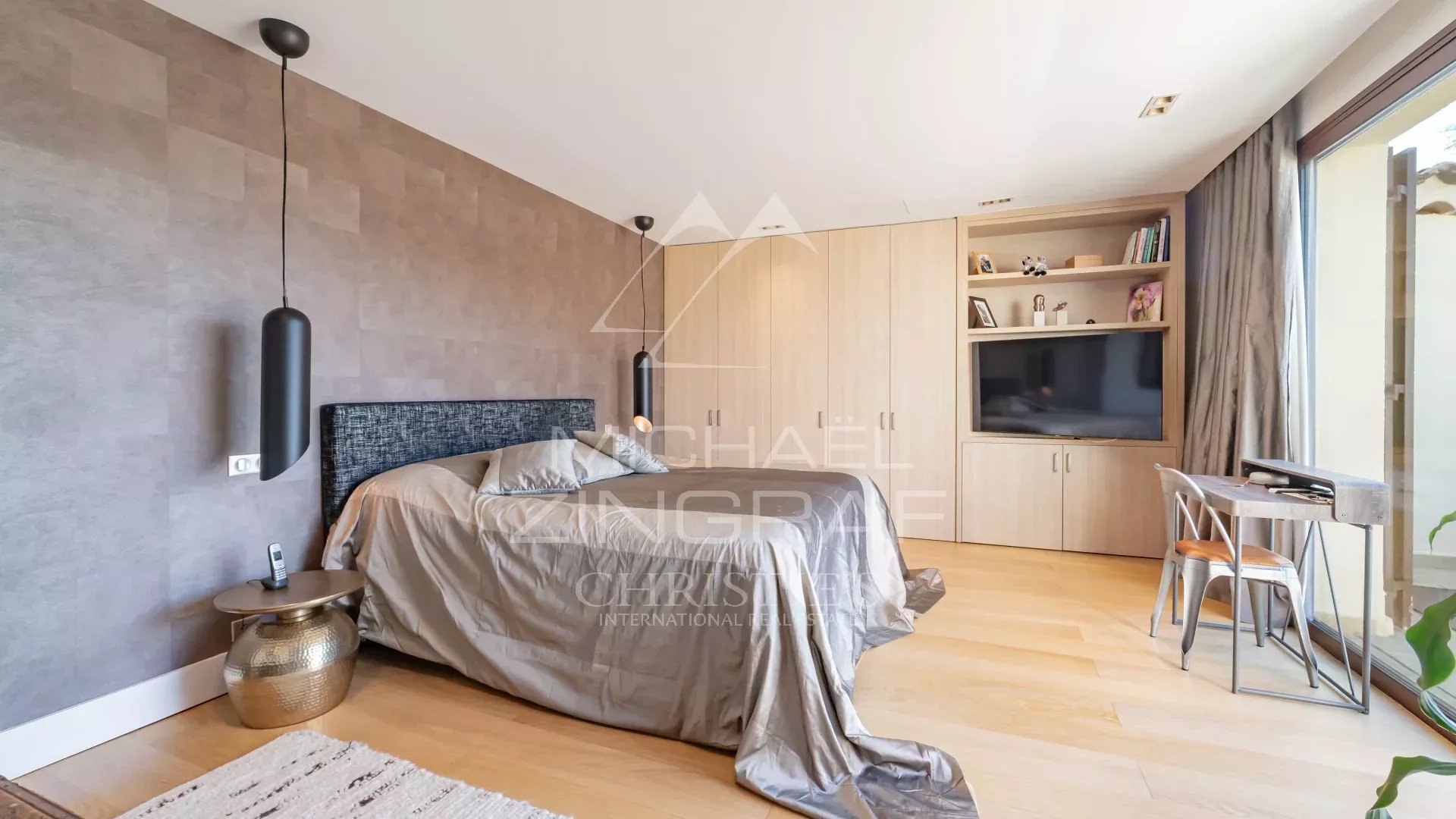 5 Bedroom Villa/Townhouse's Image 5