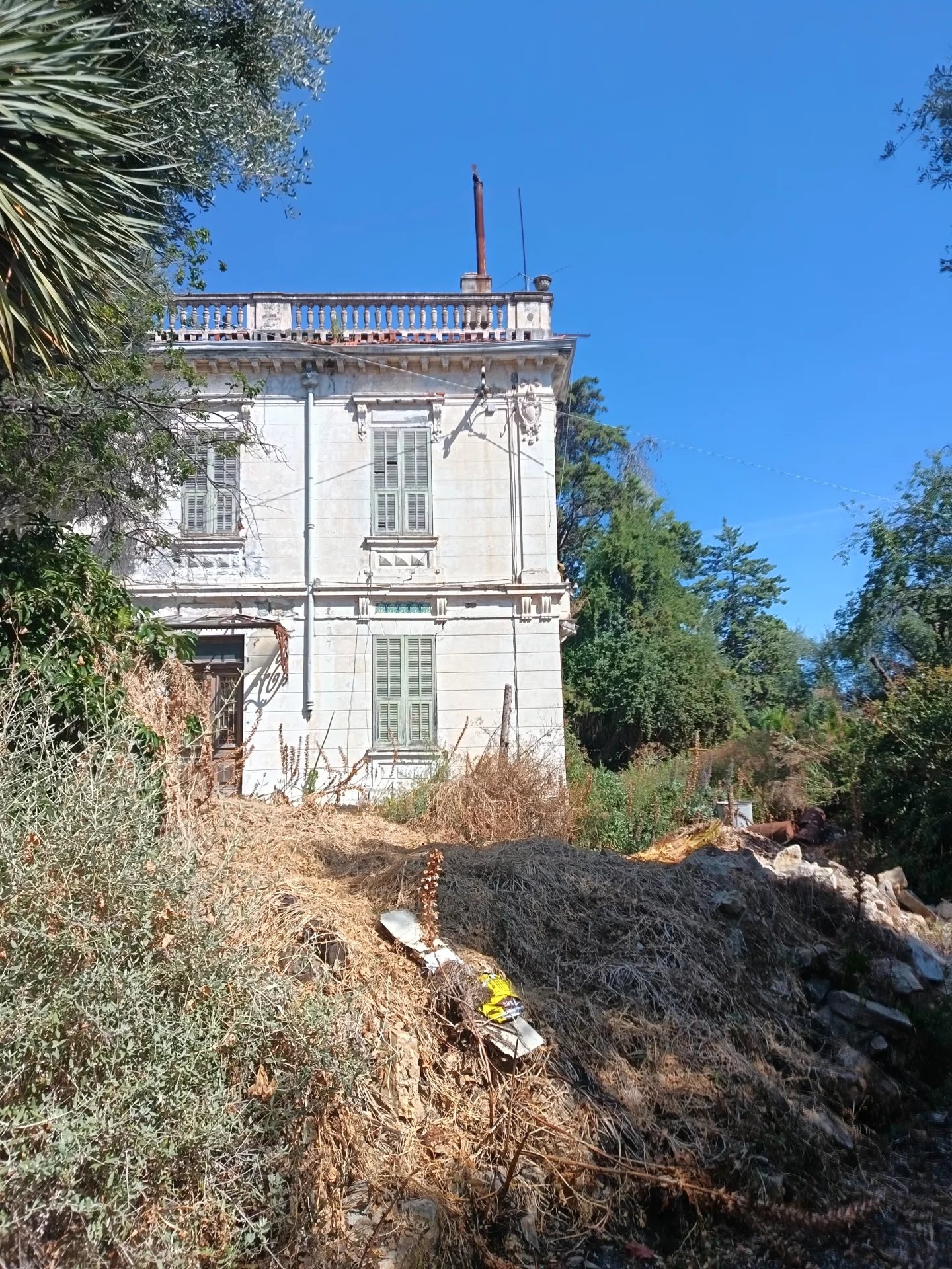 Vendita Villa - Ospedaletti Circuito - Italia