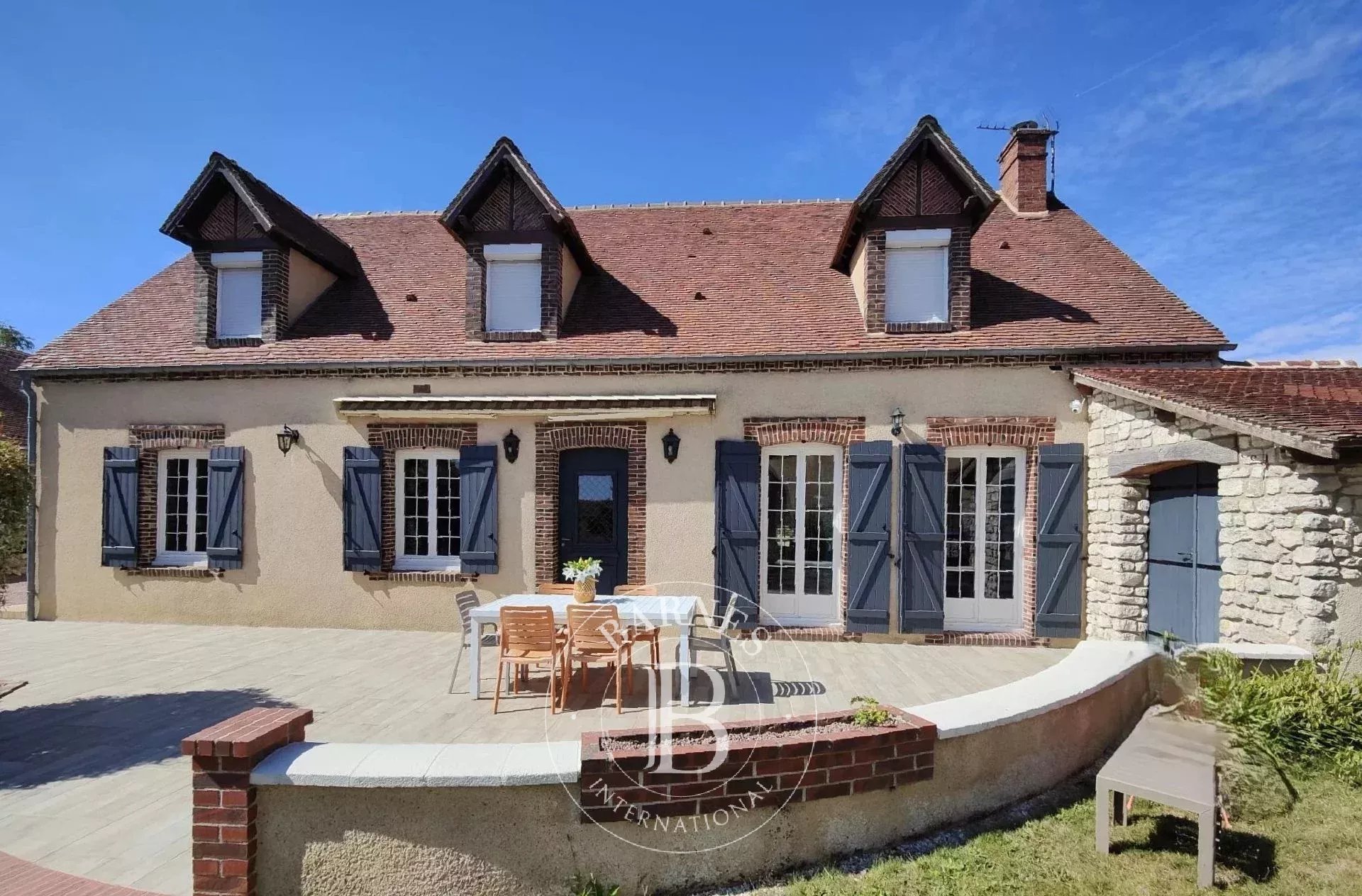Maison Tremblay-les-Villages  -  ref 86371009 (picture 2)