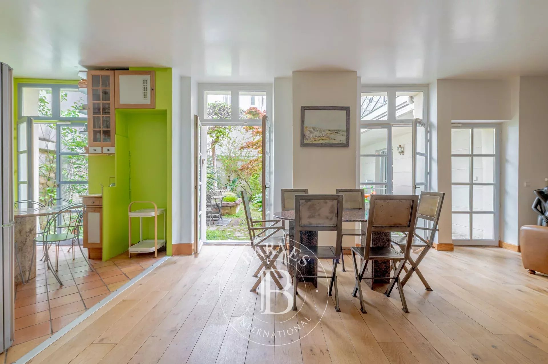 Paris  - Apartment 3 Bedrooms - picture 2