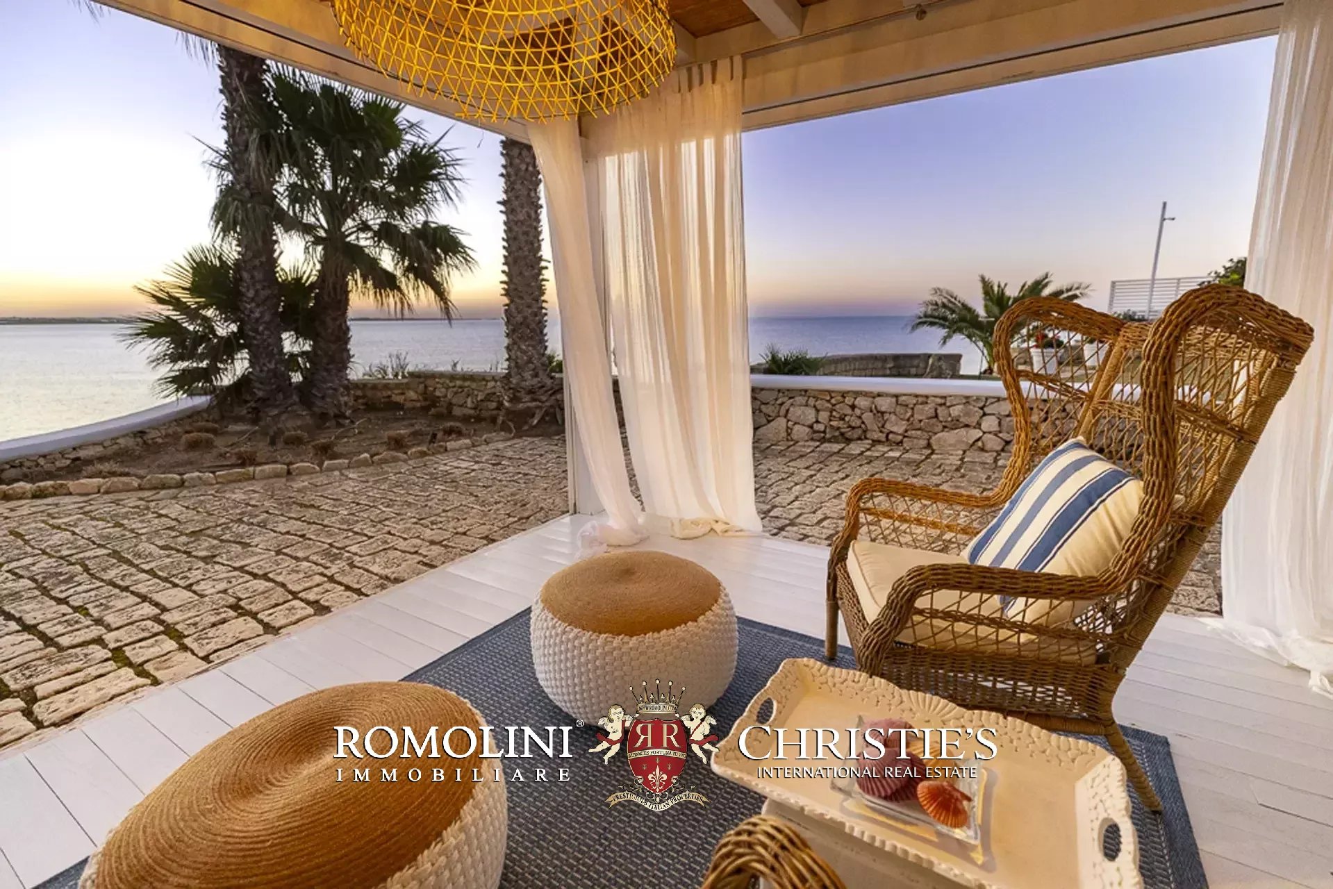 4 Bedroom Villa/Townhouse's Image 39