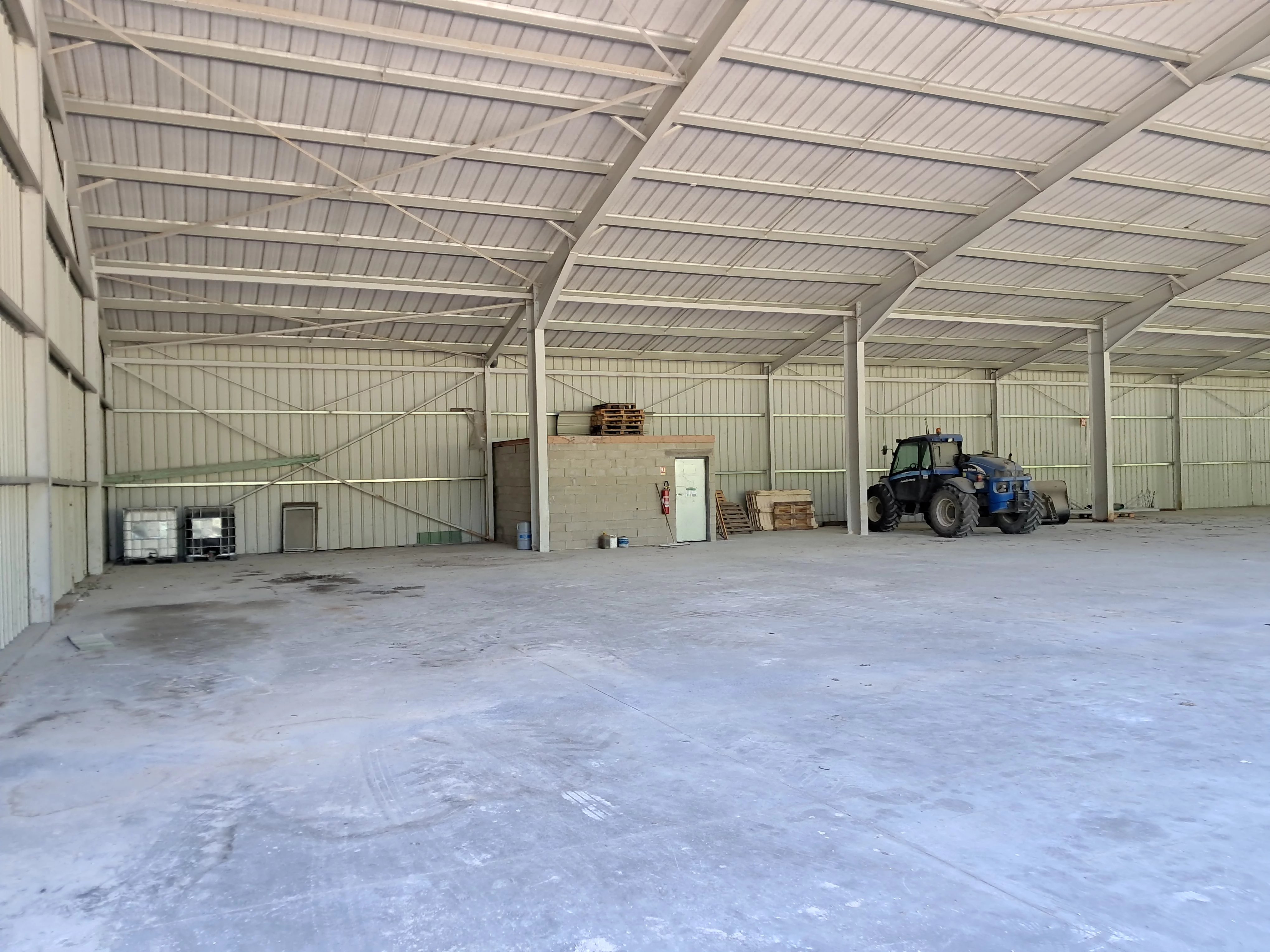 Location Hangar Aurignac