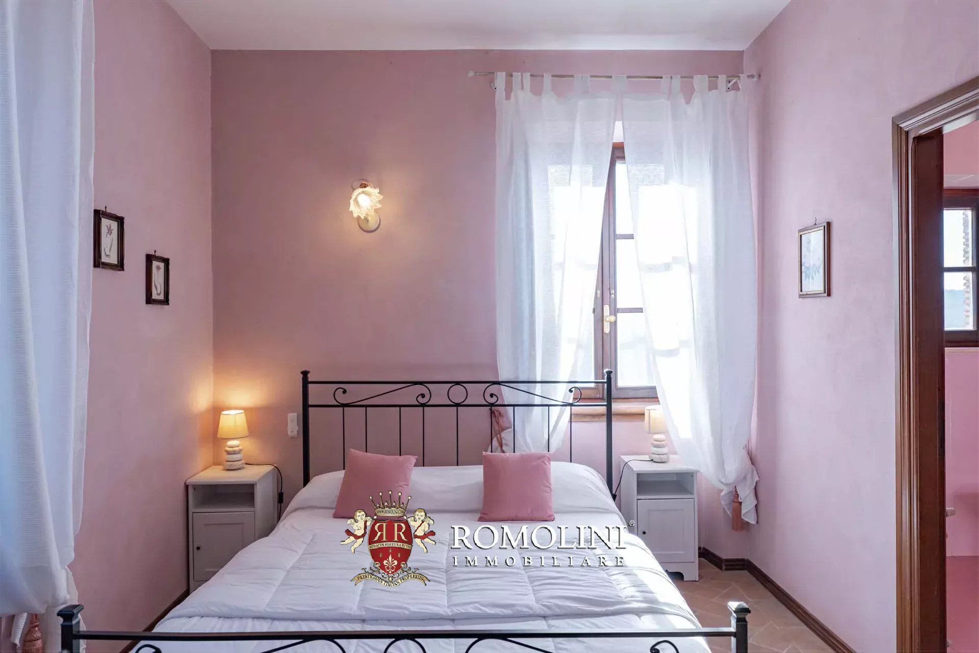 20 Bedroom Chateau's Image 64