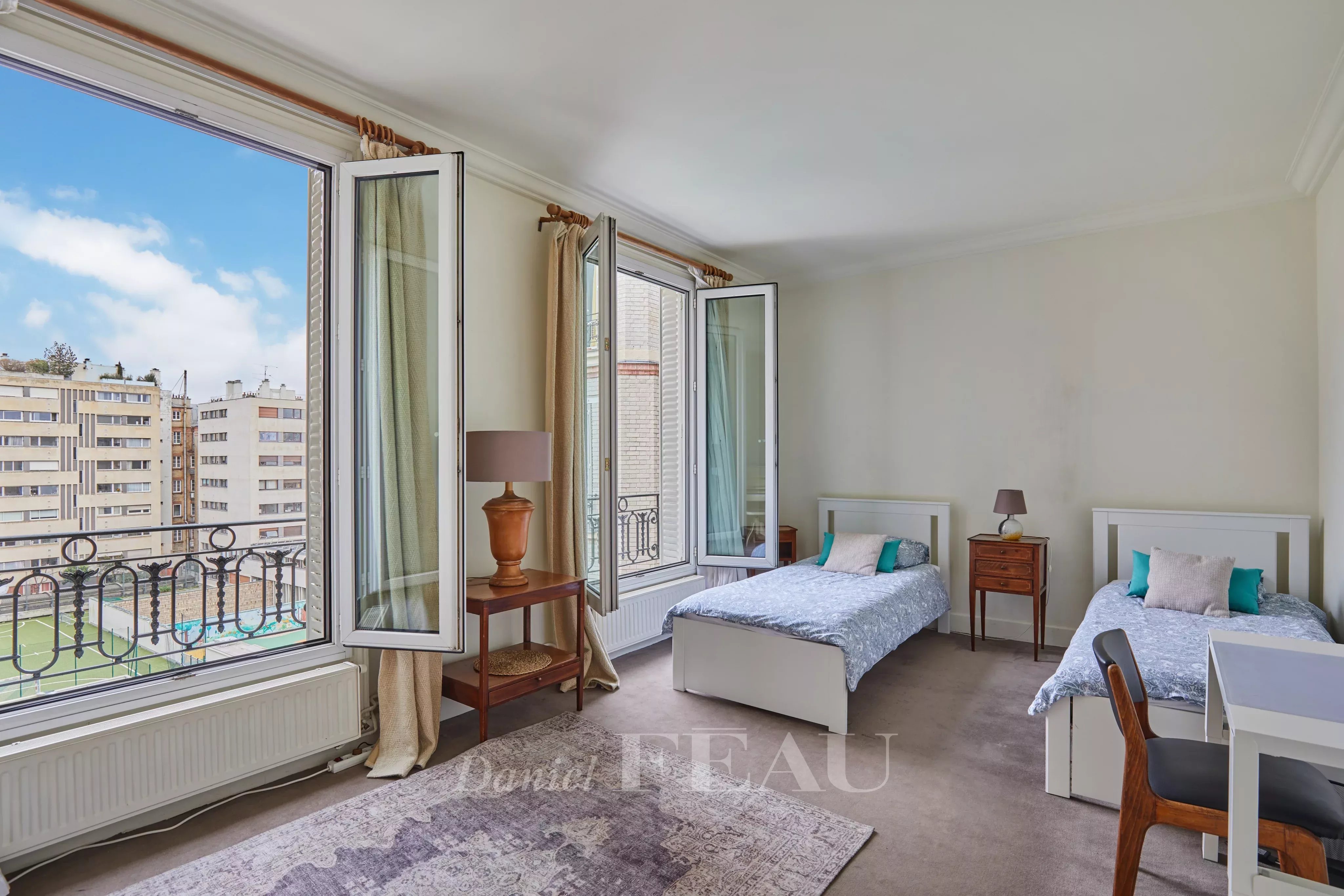Sale Apartment Paris 7th