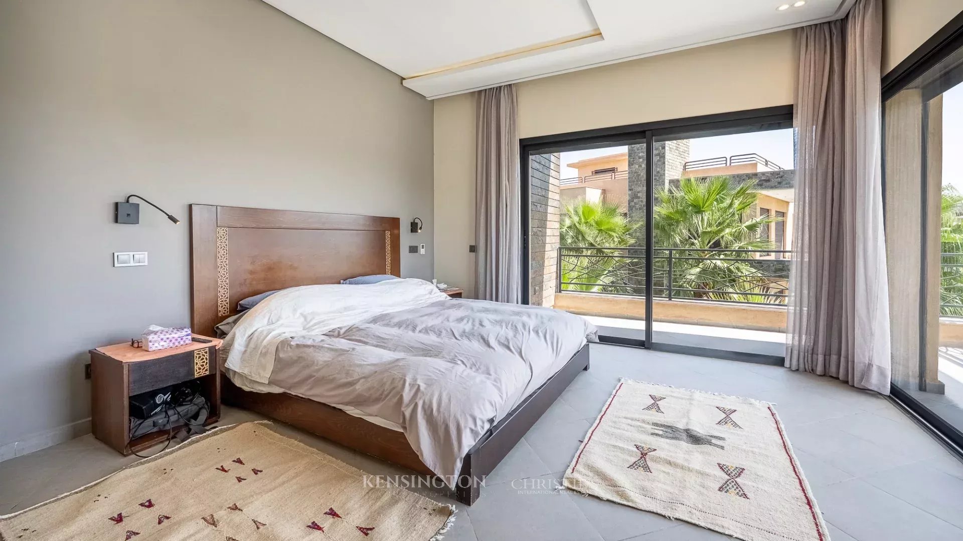 6 Bedroom Villa/Townhouse's Image 8