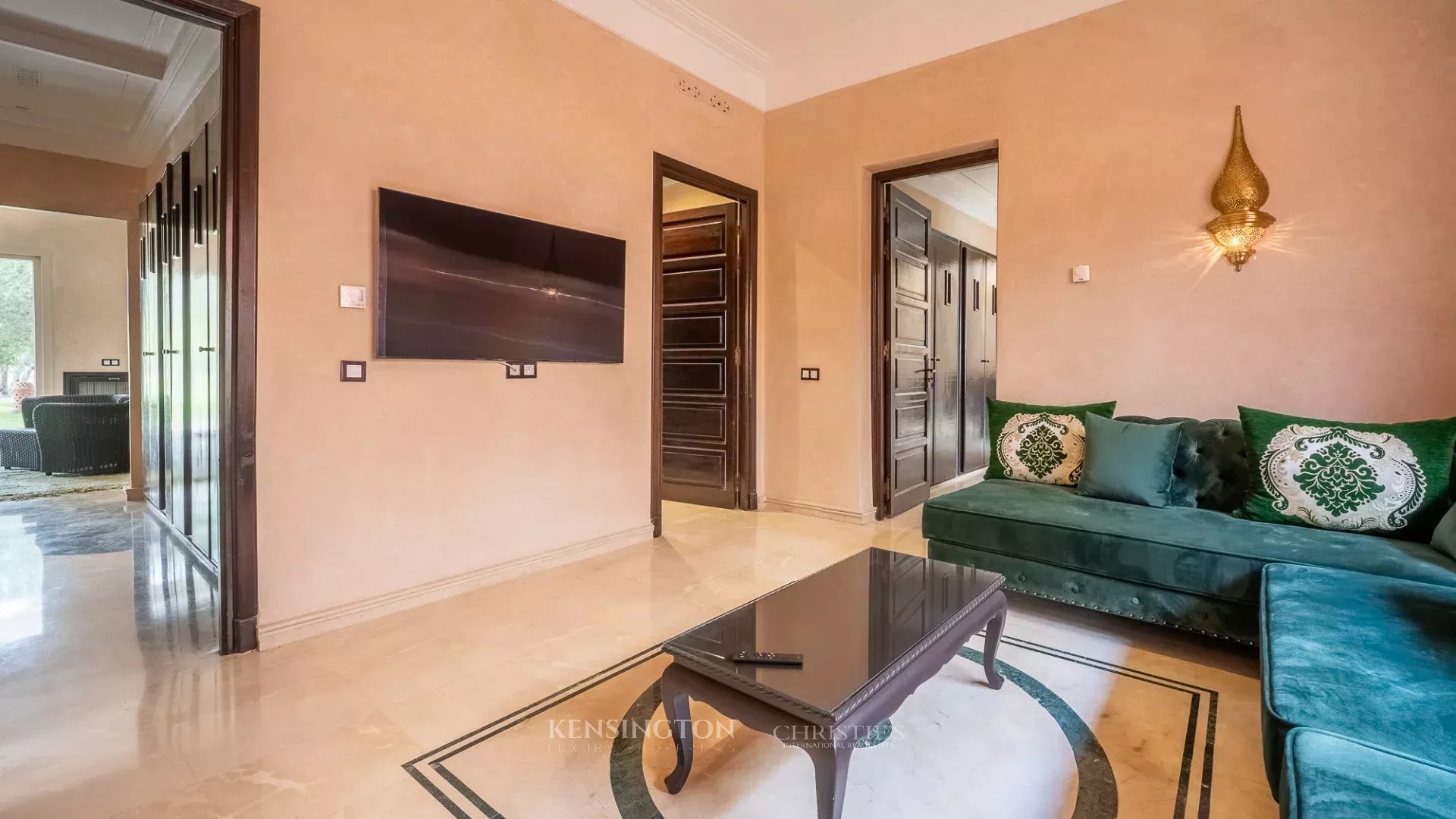 5 Bedroom Villa/Townhouse's Image 12