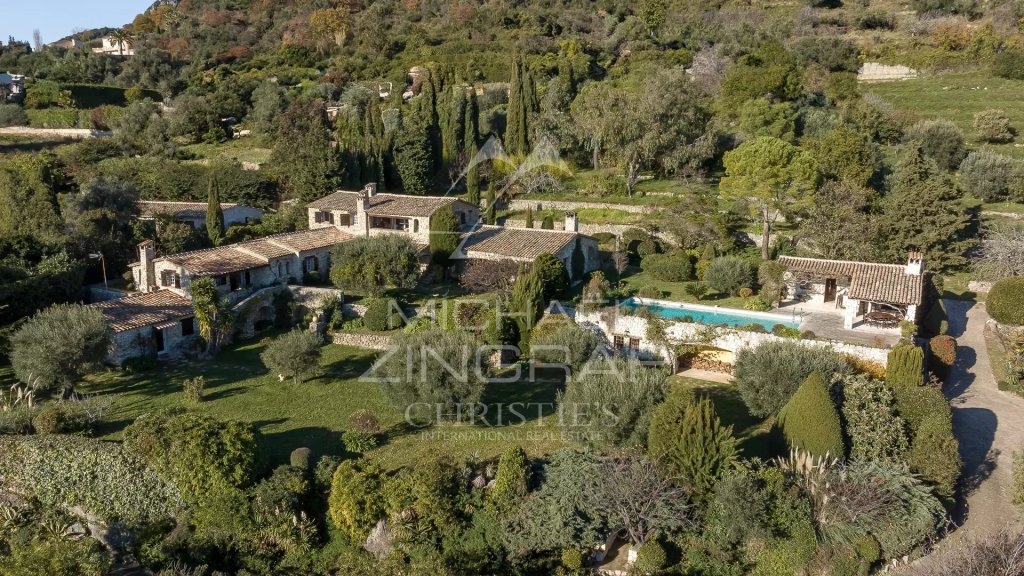 Villa for sale in Tourrettes sur Loup — Magnificent charming bergerie with panoramical seaview