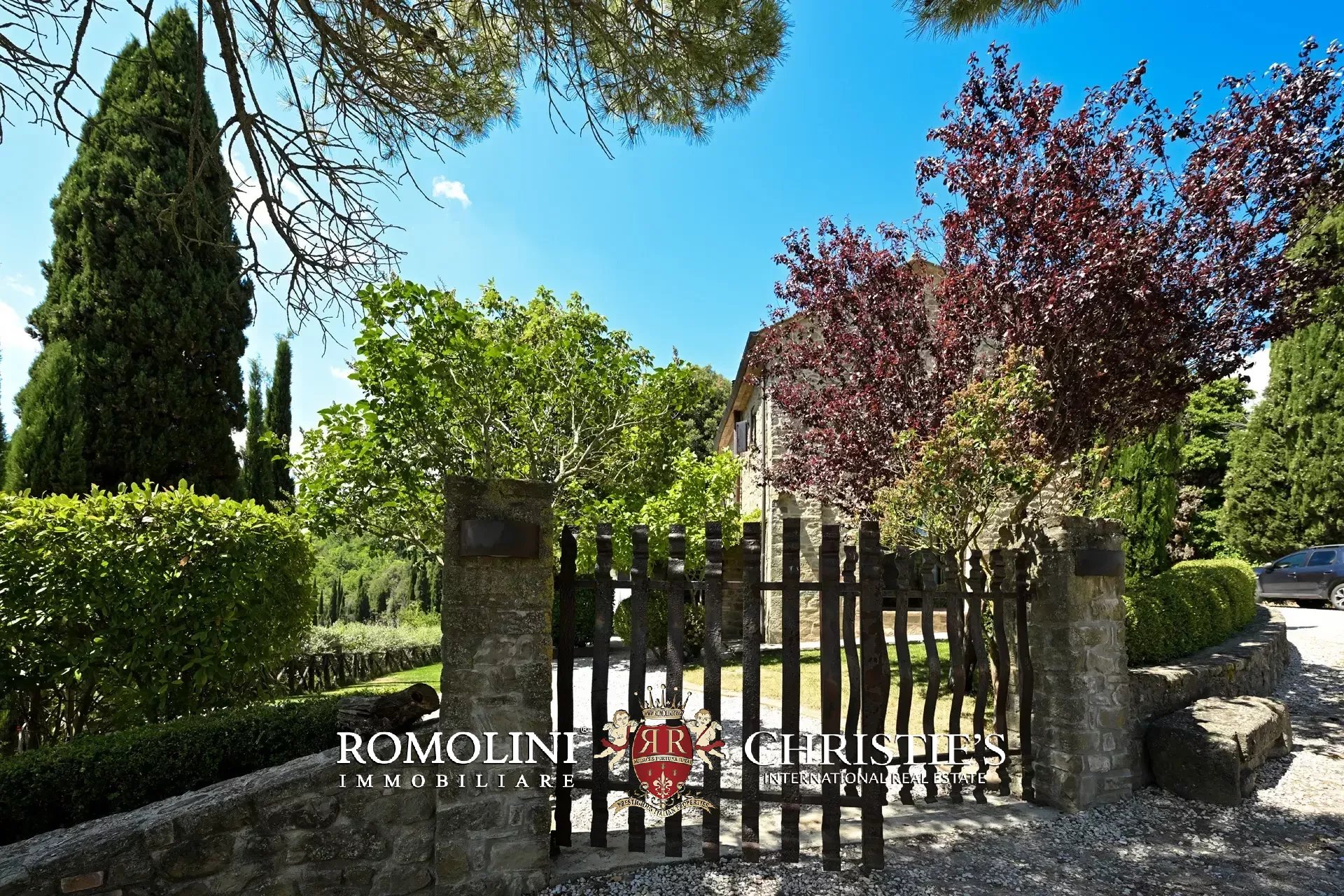6 Bedroom Villa/Townhouse's Image 23