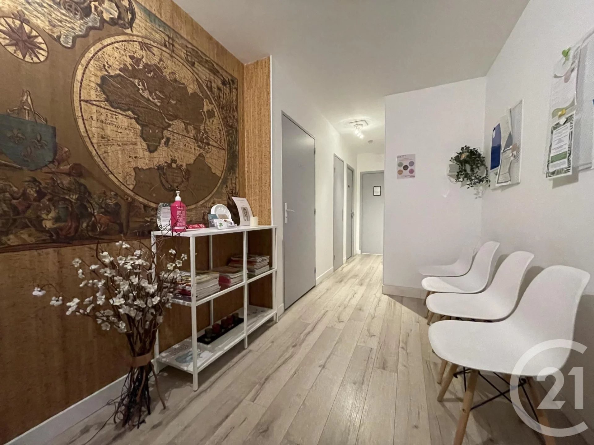 Location Commerce Évry