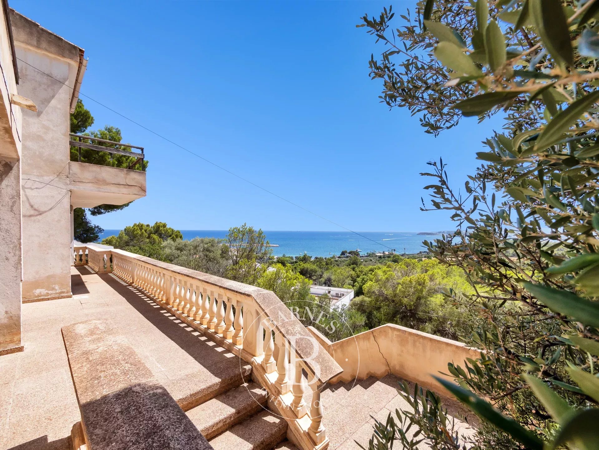 Sea View Villa with Renovation Potential in Costa d’En Blanes
