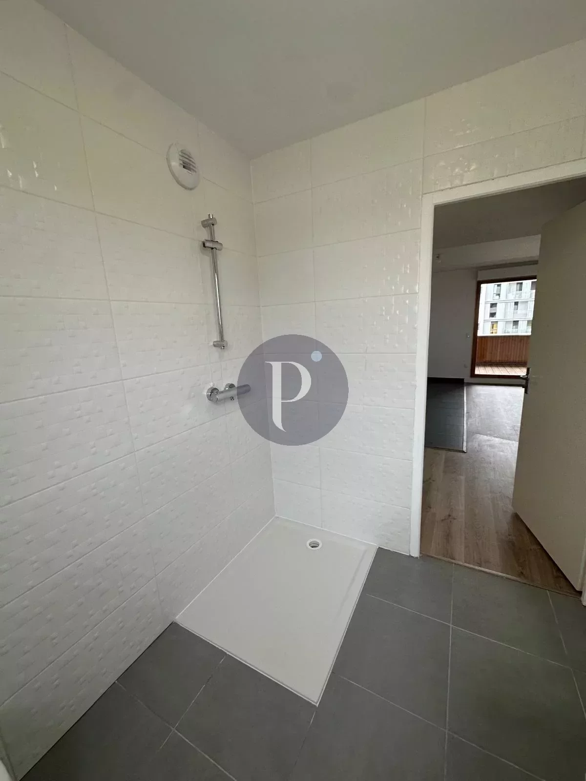 location-appartement-2-pieces-bussy-saint-georges-85899749