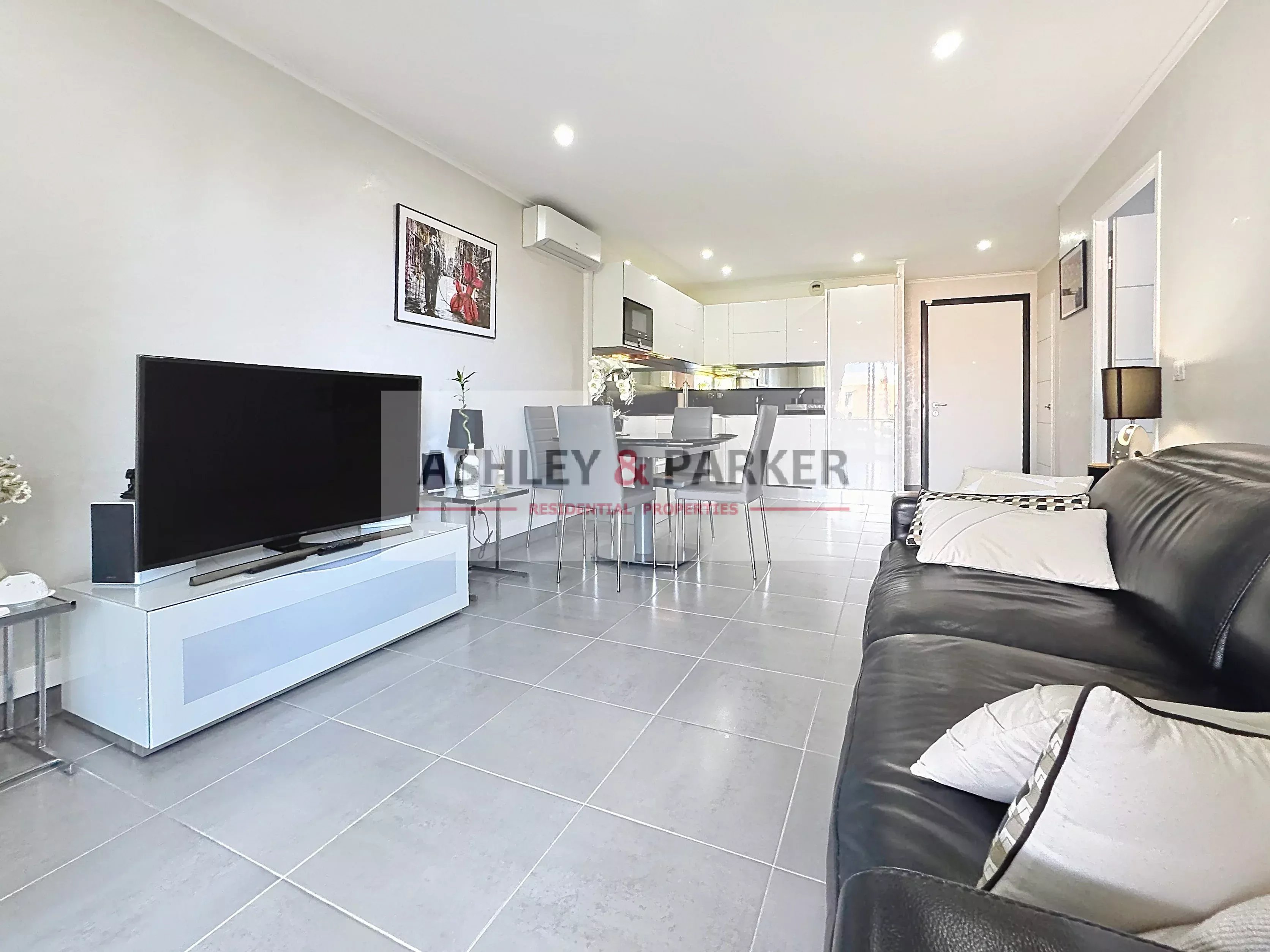 APPARTEMENT 2 PIECES - Photo 4