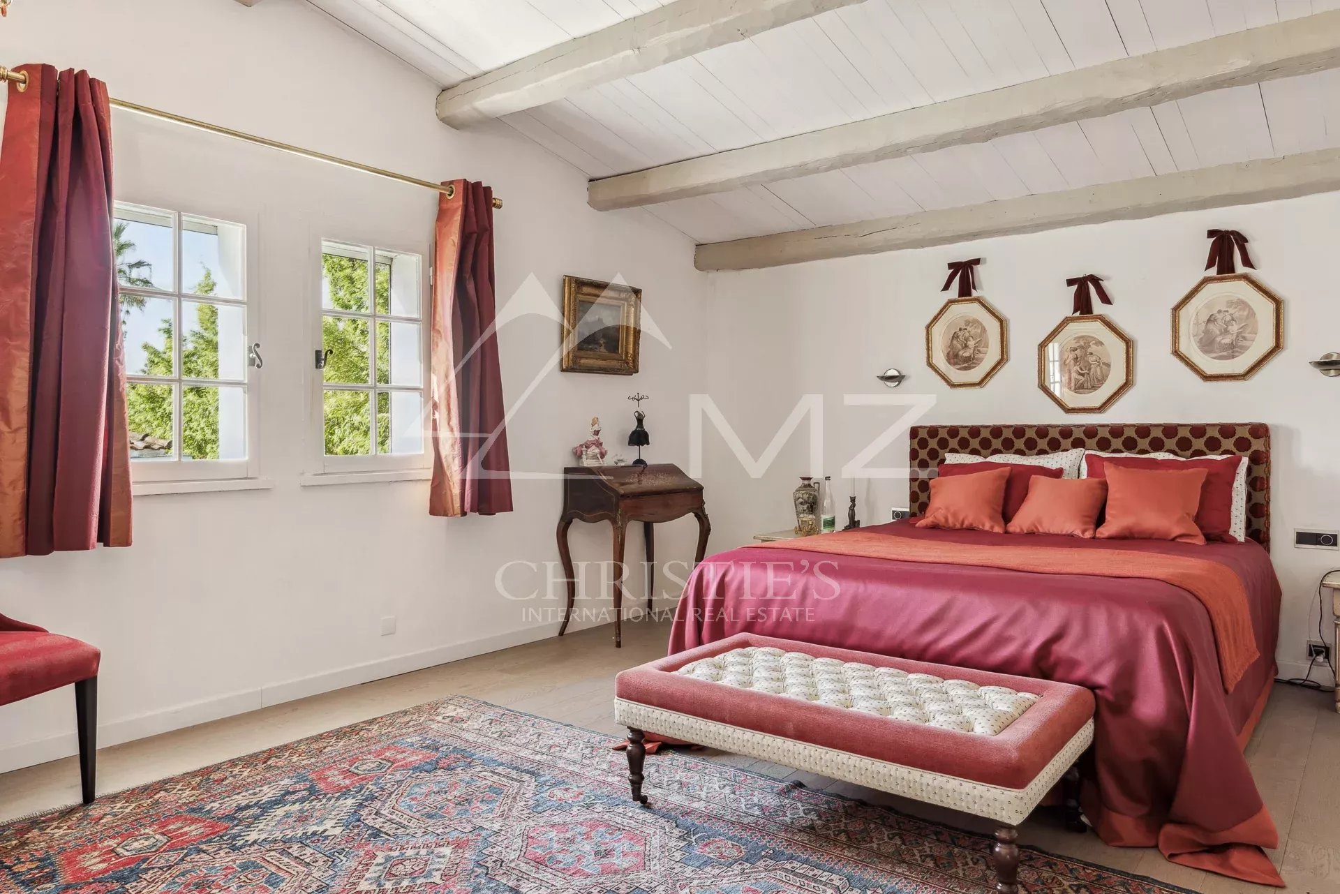 4 Bedroom Villa/Townhouse's Image 5
