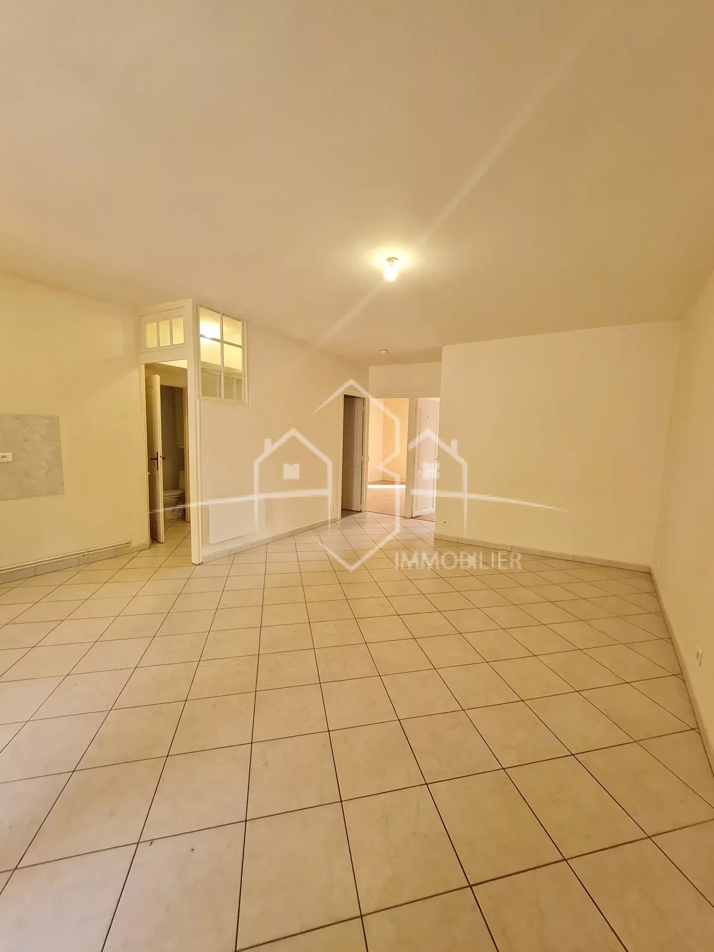 Location Appartement - Hauterives