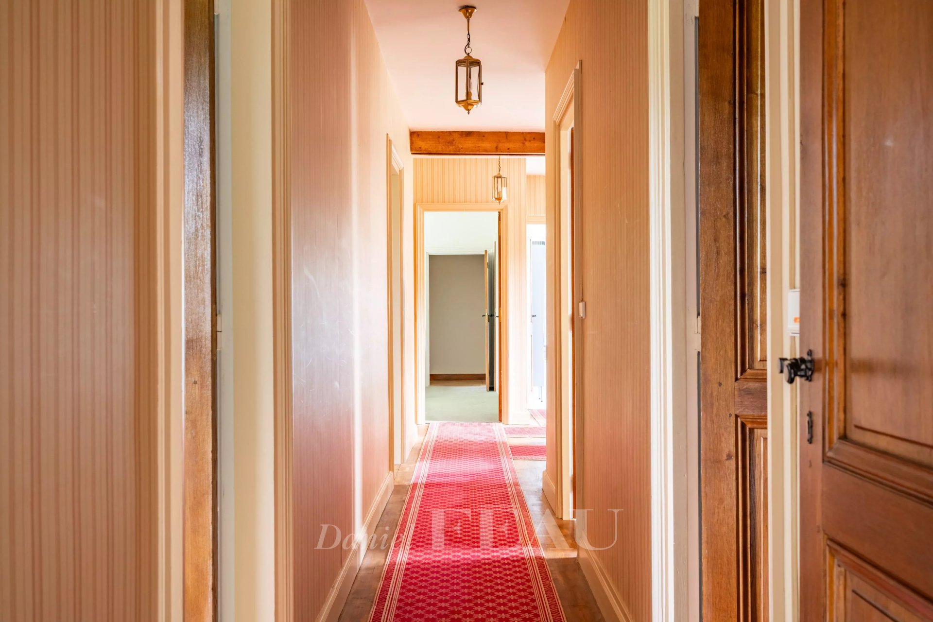 10 Bedroom Villa/Townhouse's Image 11