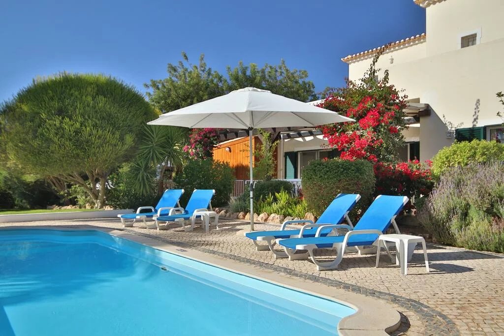 Holiday Rental near Albufeira  - Amazing 4 bedrooms Villa, swimming pool