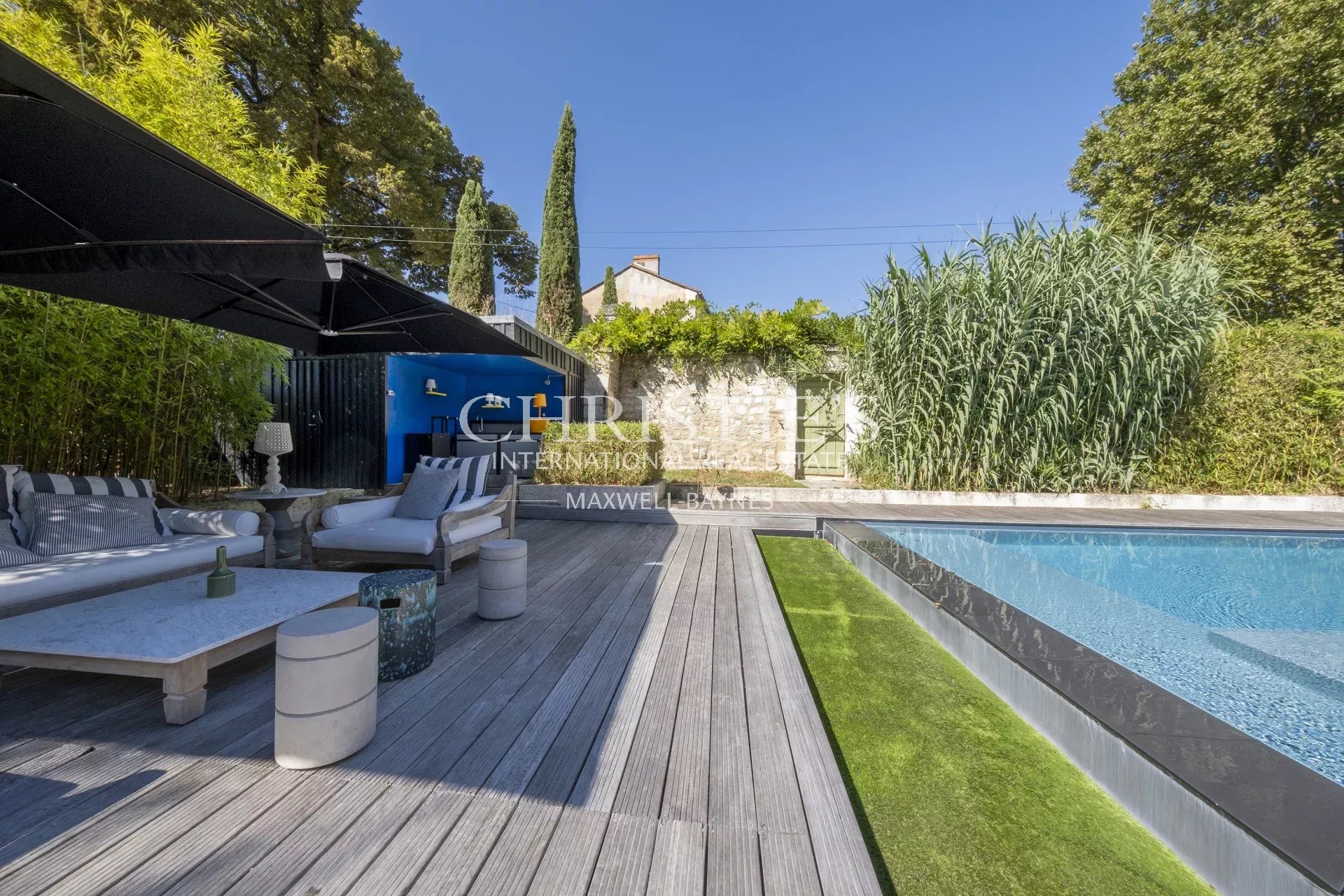 13 Bedroom Villa/Townhouse's Image 4