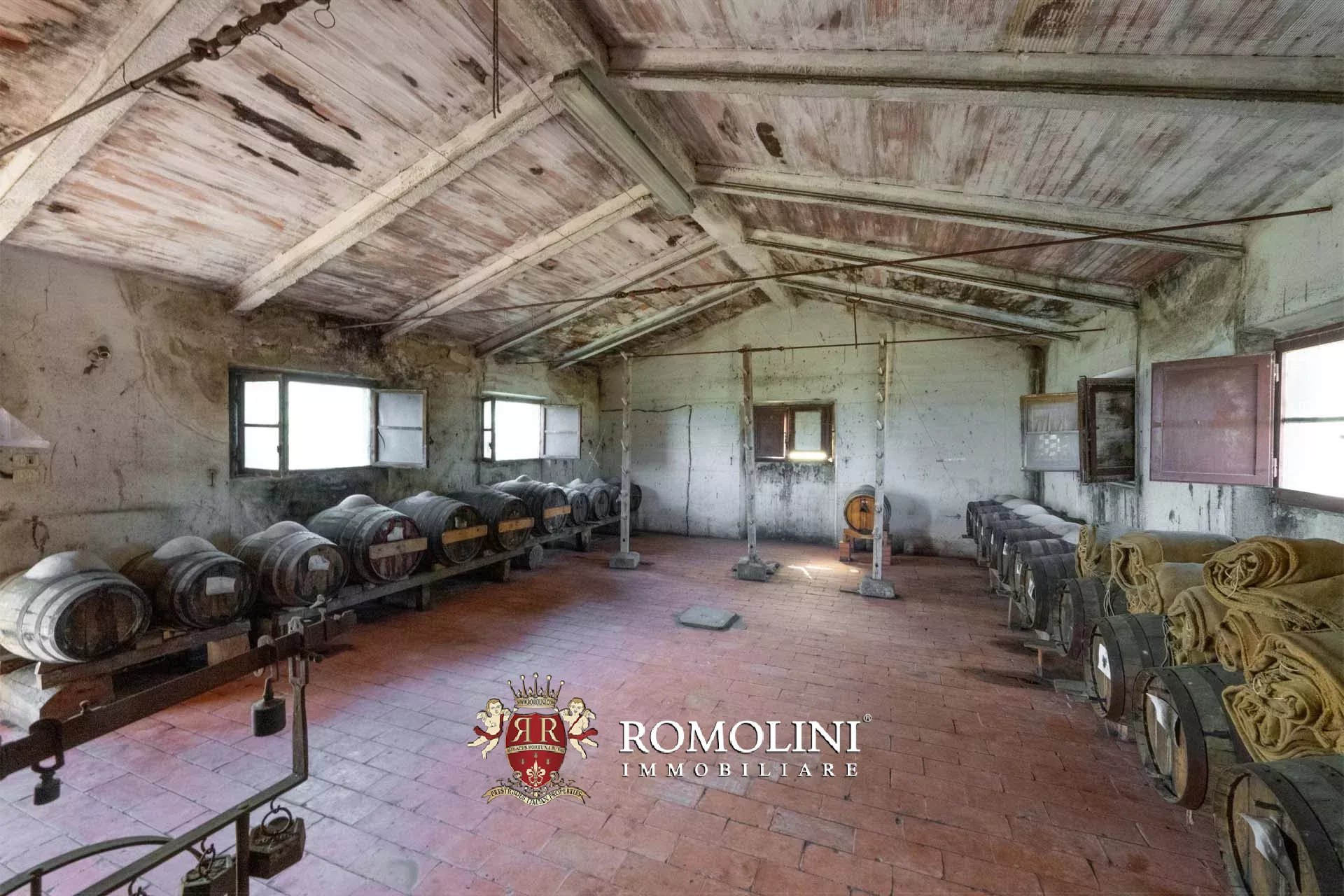27 Bedroom Vineyard's Image 104
