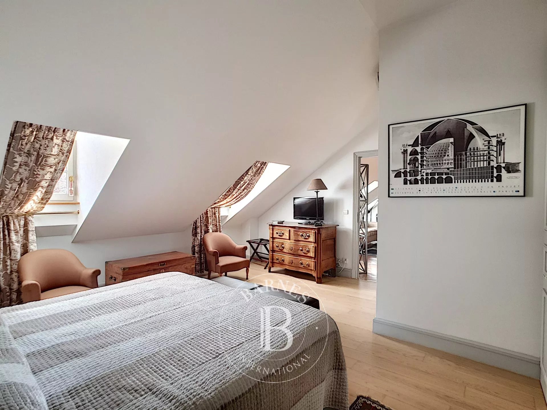 Daire Paris 8ème - picture 6