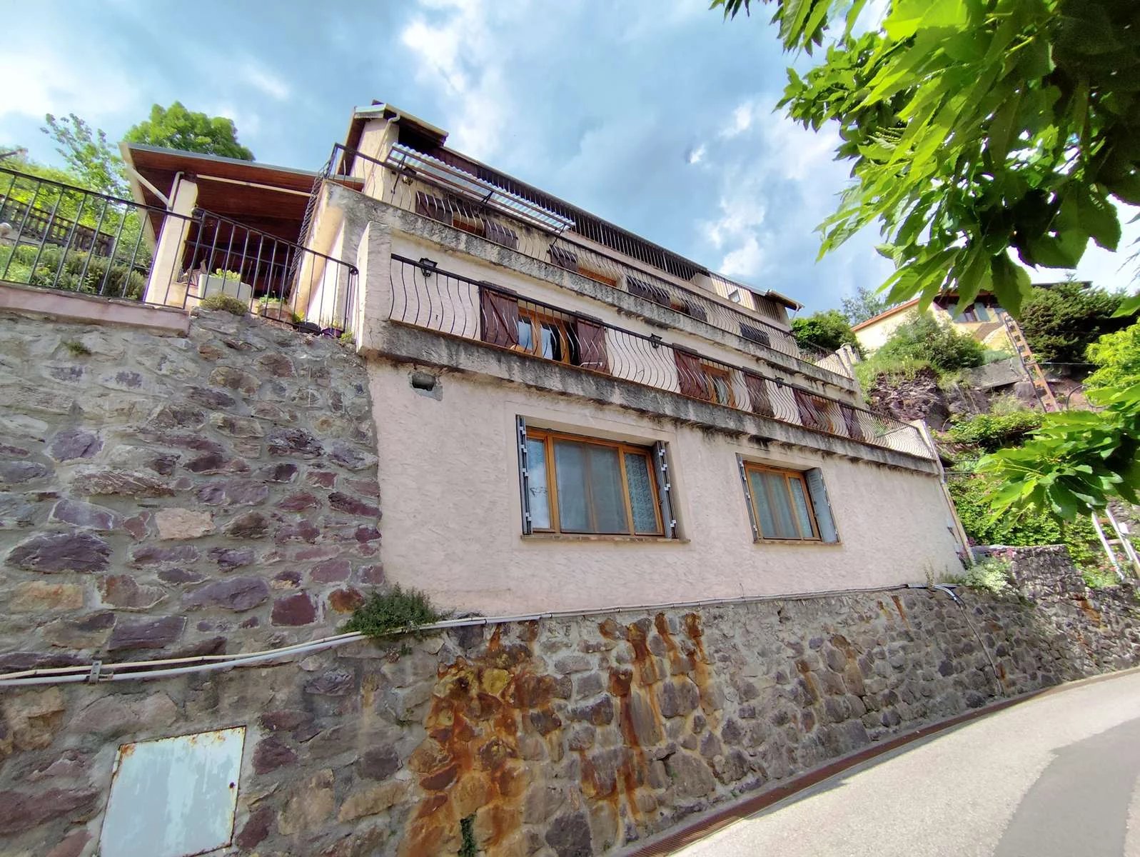 Agence immobilière de 