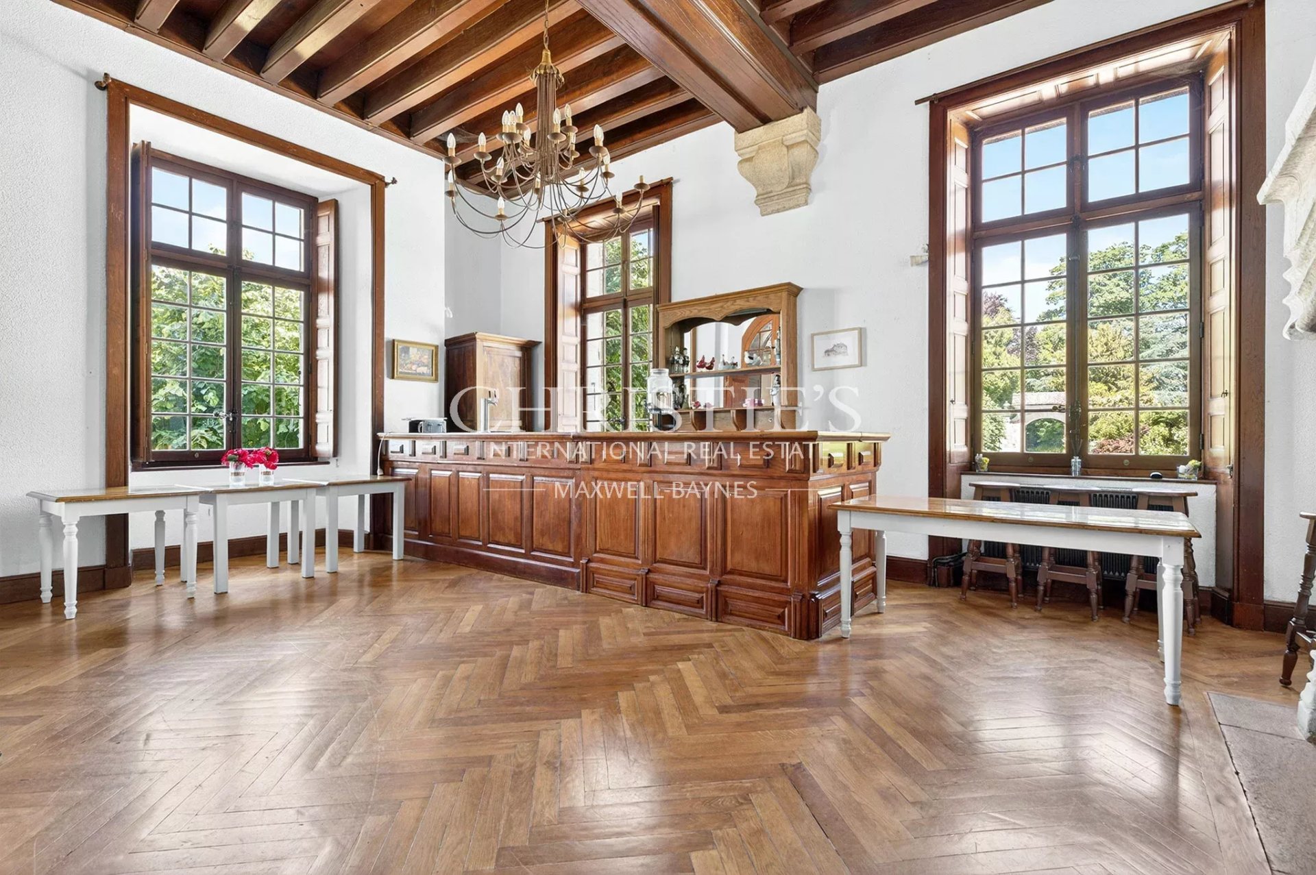 38 Bedroom Chateau's Image 35