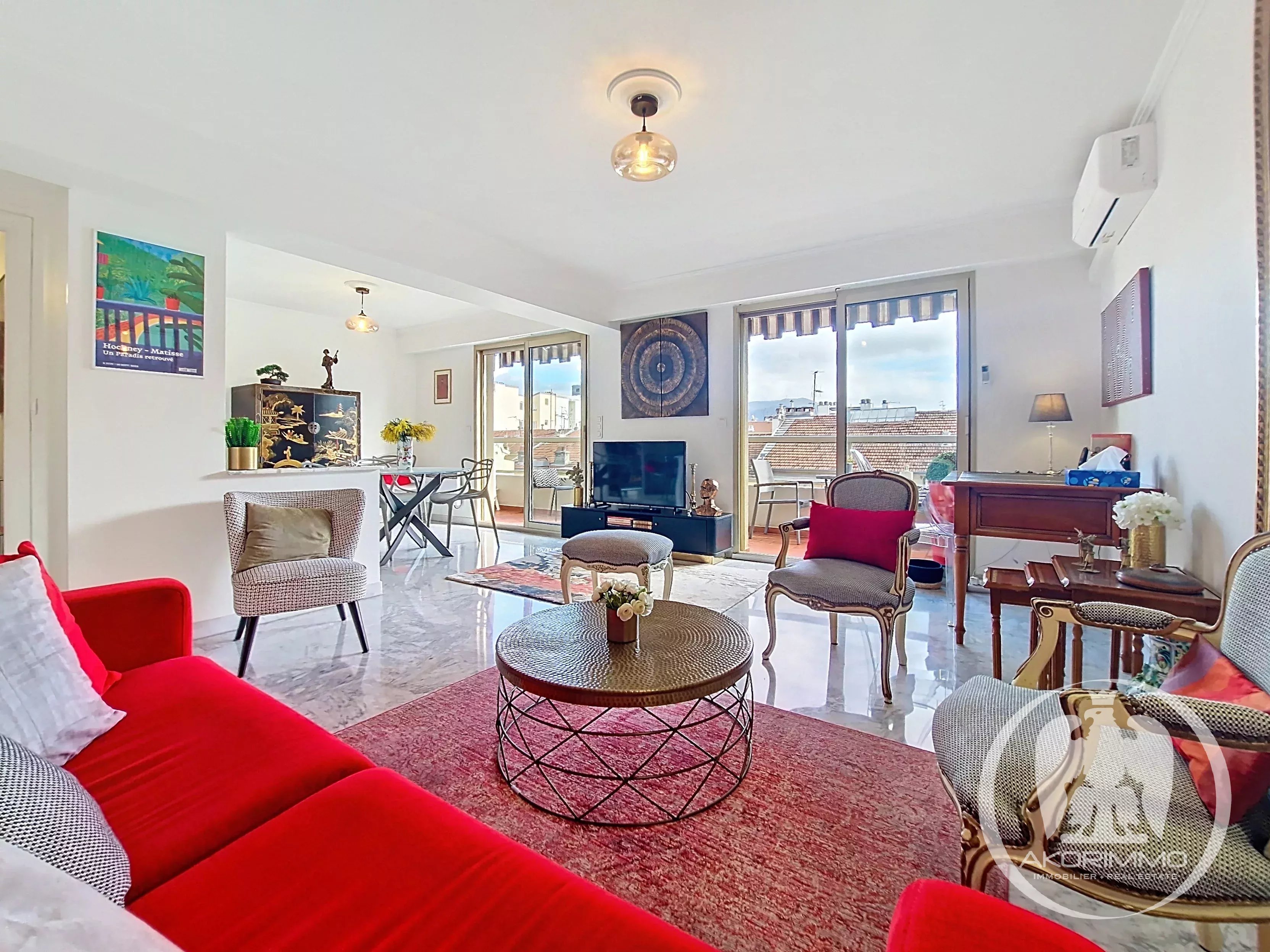 Apartment  - 3 rooms  - 60.09 m² -  €599,000 - For sale