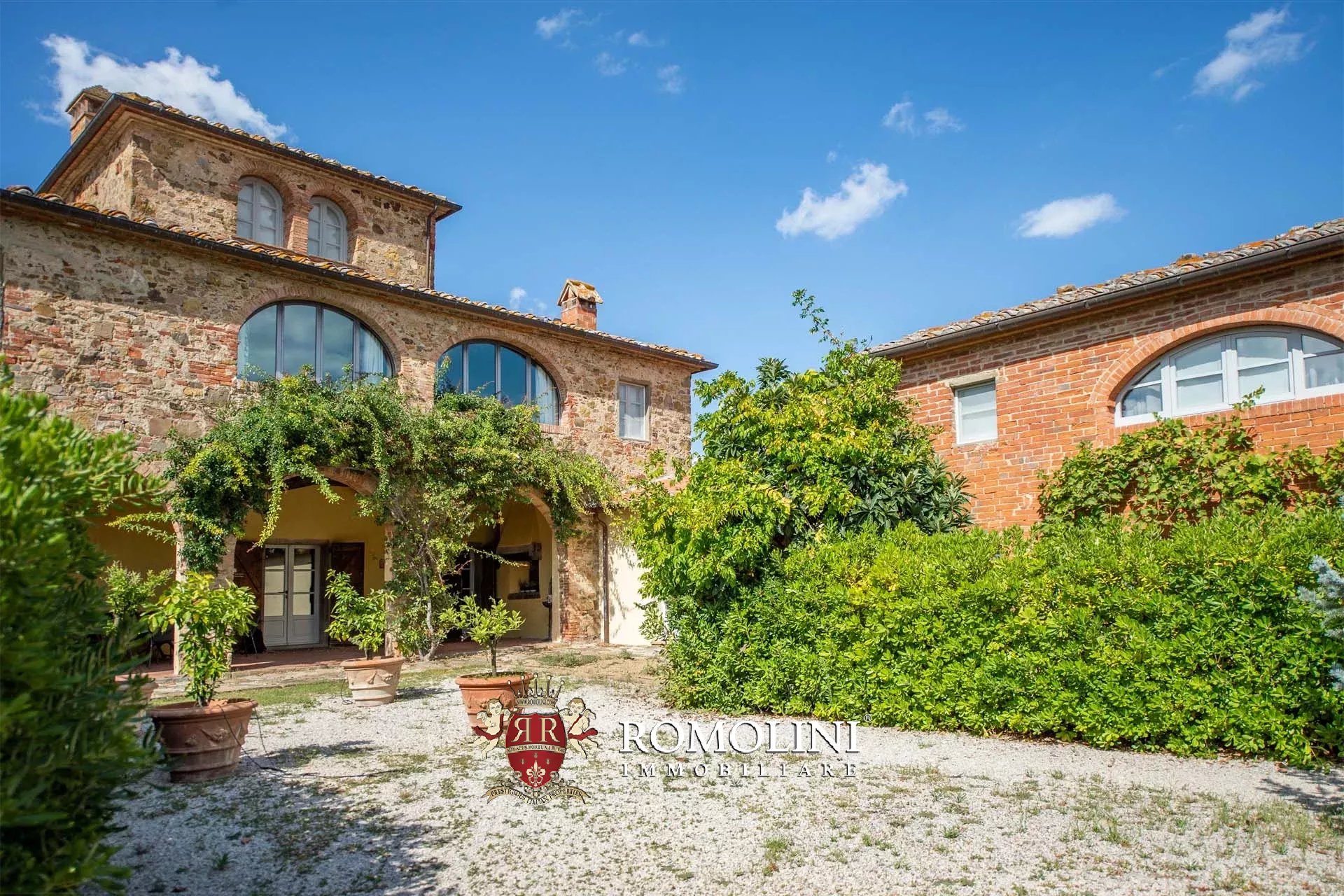 25 Bedroom Villa/Townhouse's Image 17