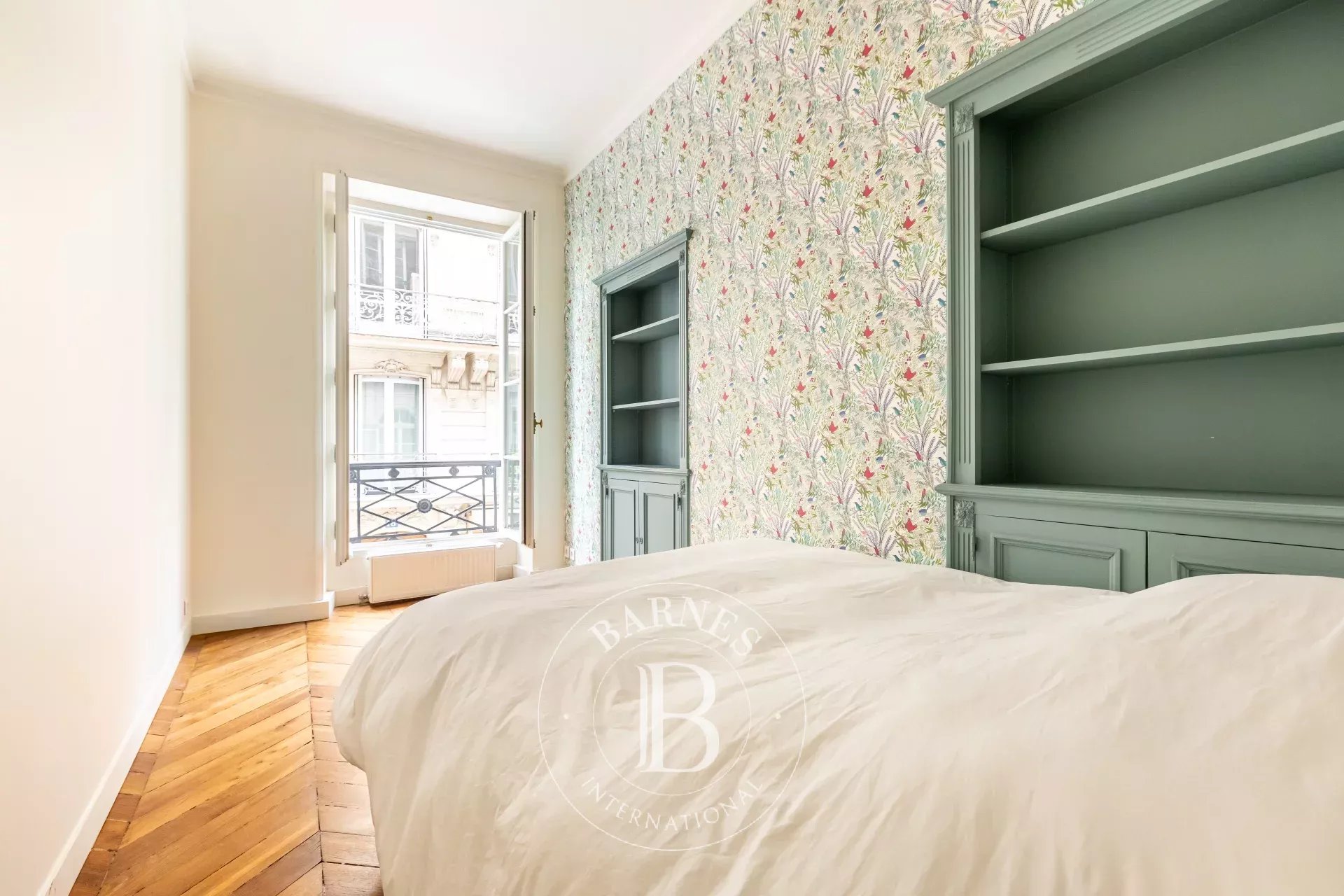 Daire Paris 8ème - picture 12