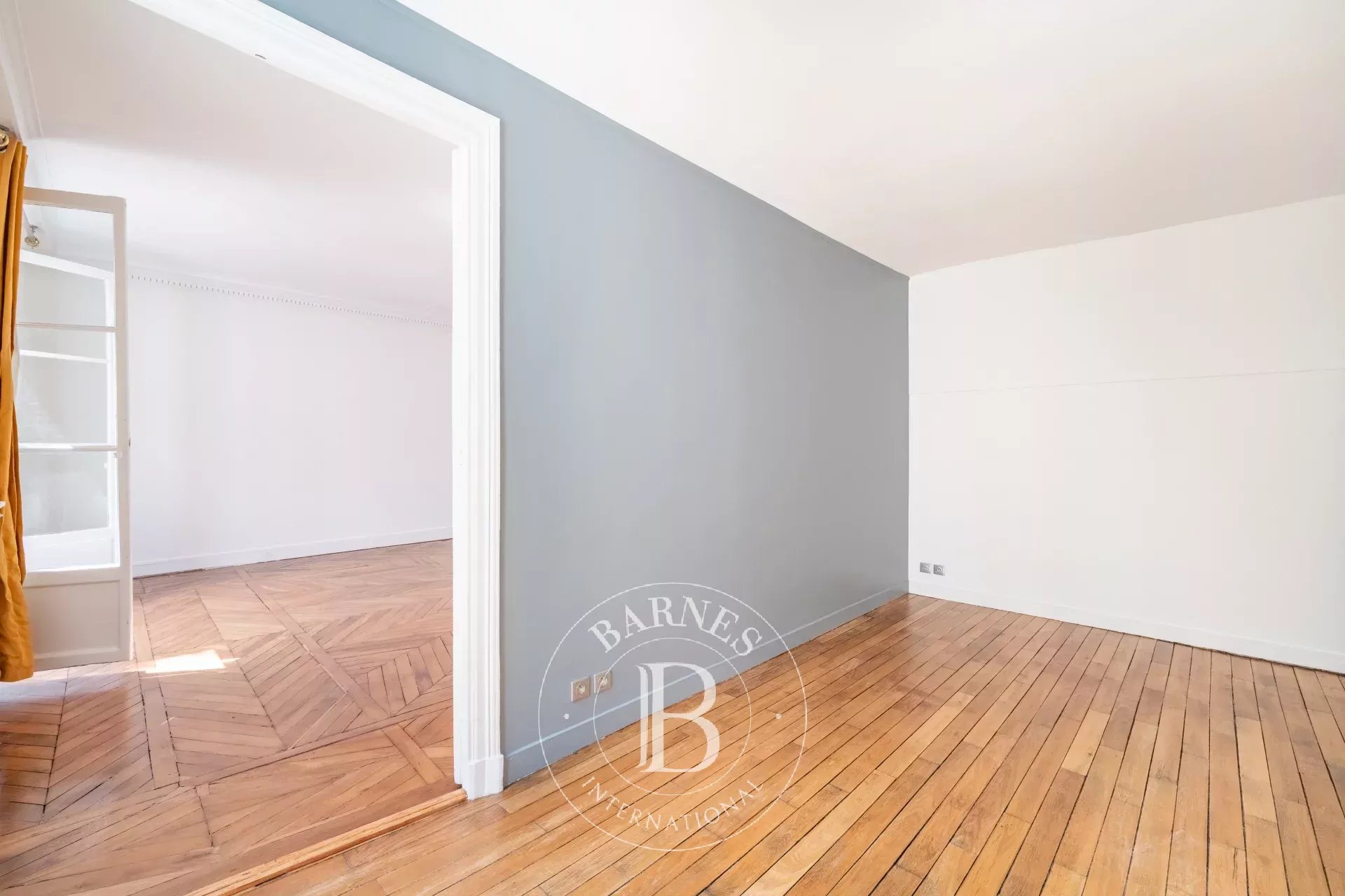 Daire Paris 2ème - picture 13