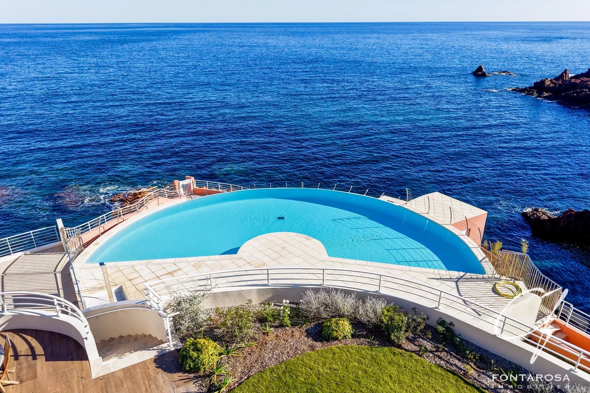 Agence immobilière de 