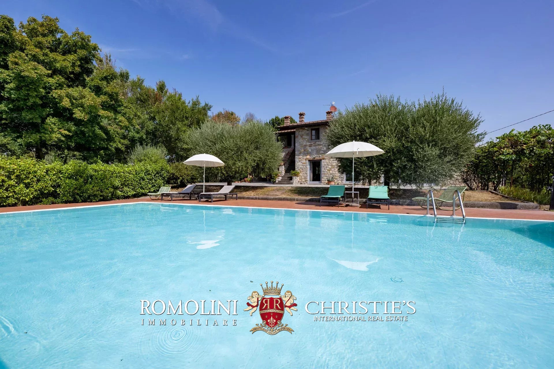 4 Bedroom Villa/Townhouse's Image 12