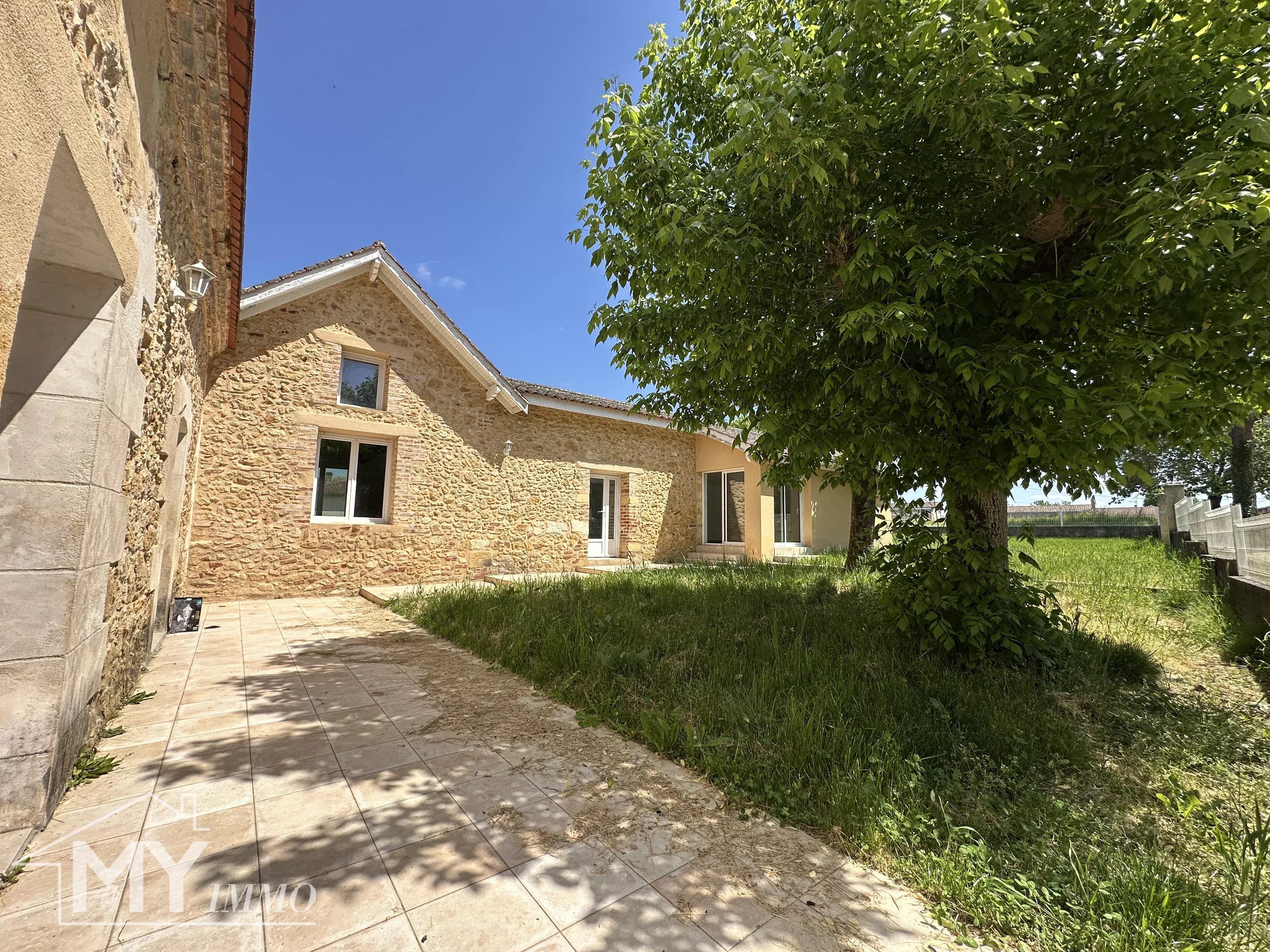 MAISON EN PIERRE - EST DE BERGERAC