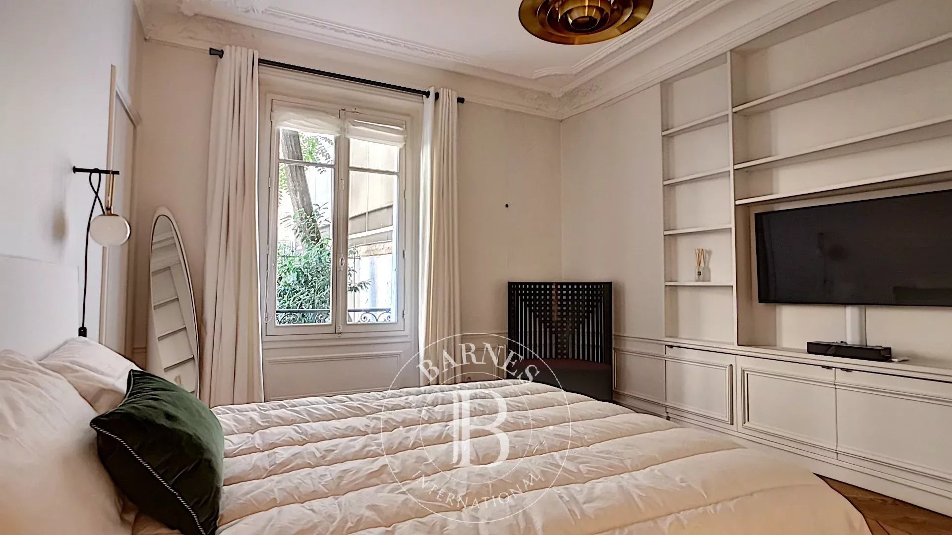 Daire Paris 9ème - picture 7