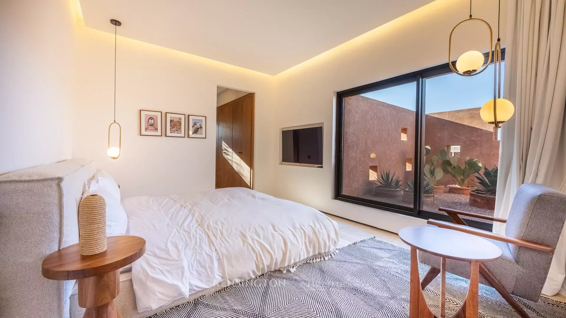 6 Bedroom Villa/Townhouse's Image 19
