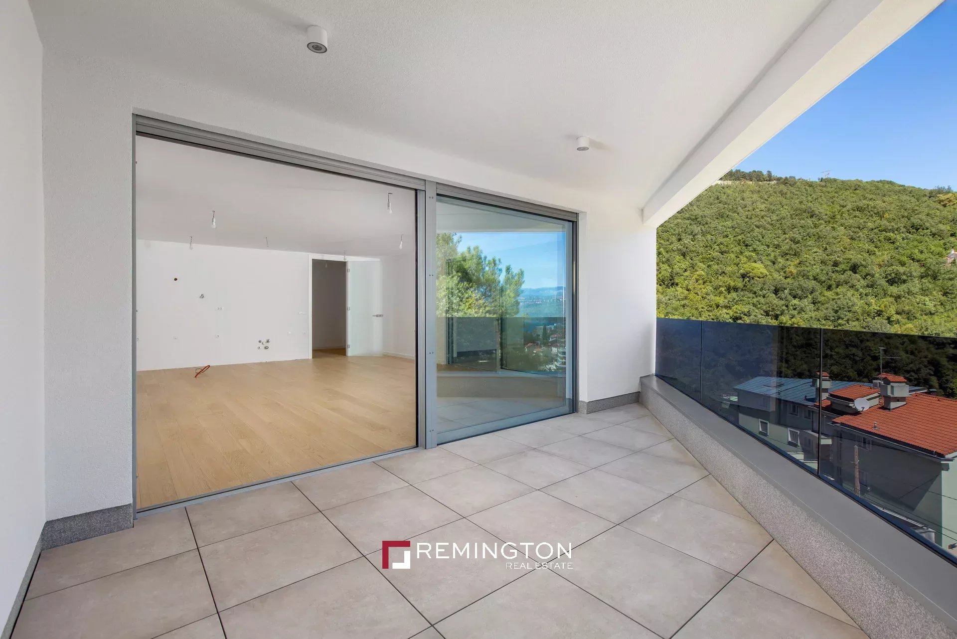 2 Bedroom Apartment/Flat's Image 10